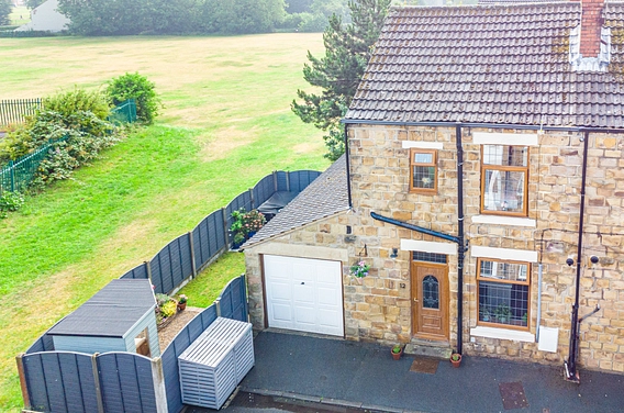 Woodlesford, Leeds, LS26