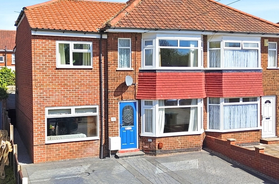 Meadowfields Drive, Huntington, York, YO31