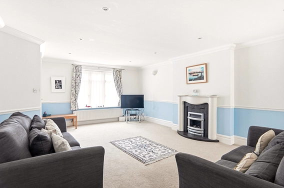 Belgravia Gardens, Roundhay, Leeds, LS8