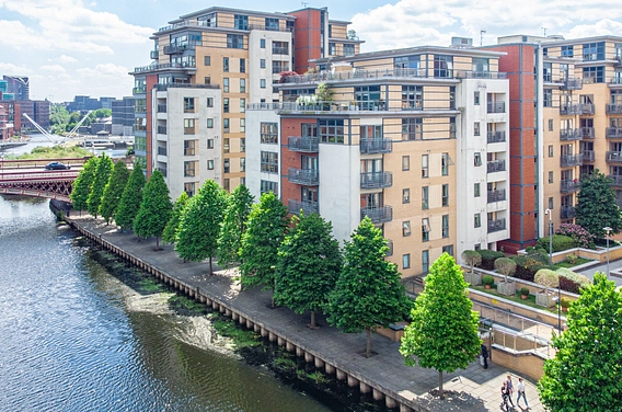 2 Bowman Lane, Leeds, LS10