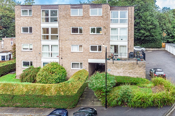 Gledhow Wood Close, Gledhow, Leeds, LS8