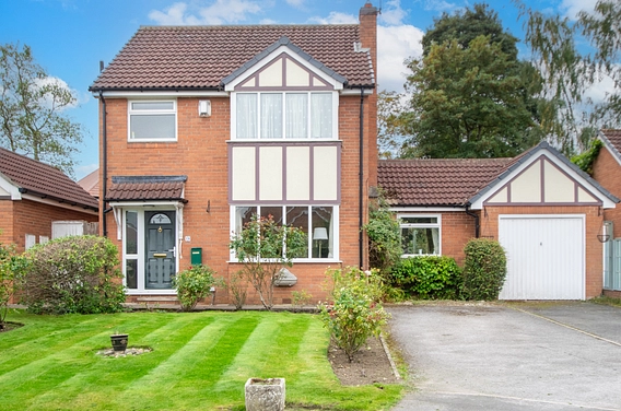 The Spinney, Moor Allerton, Leeds, LS17