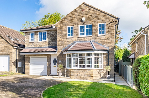 Westwinn Garth, Whinmoor, Leeds, LS14