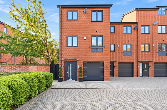 Cable Place, Hunslet, Leeds, LS10