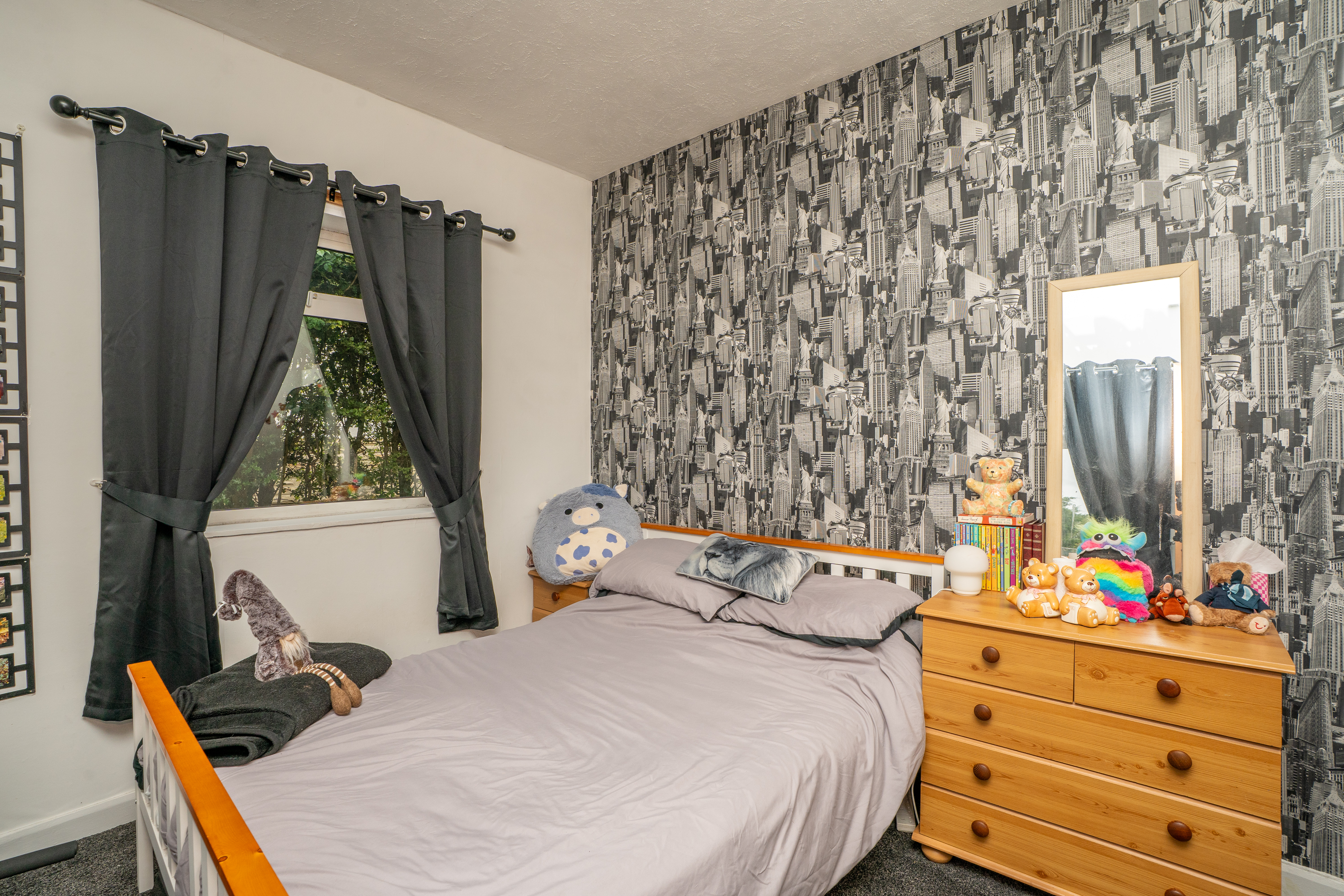 Hollyshaw Lane, Leeds, LS15 - Photo 12