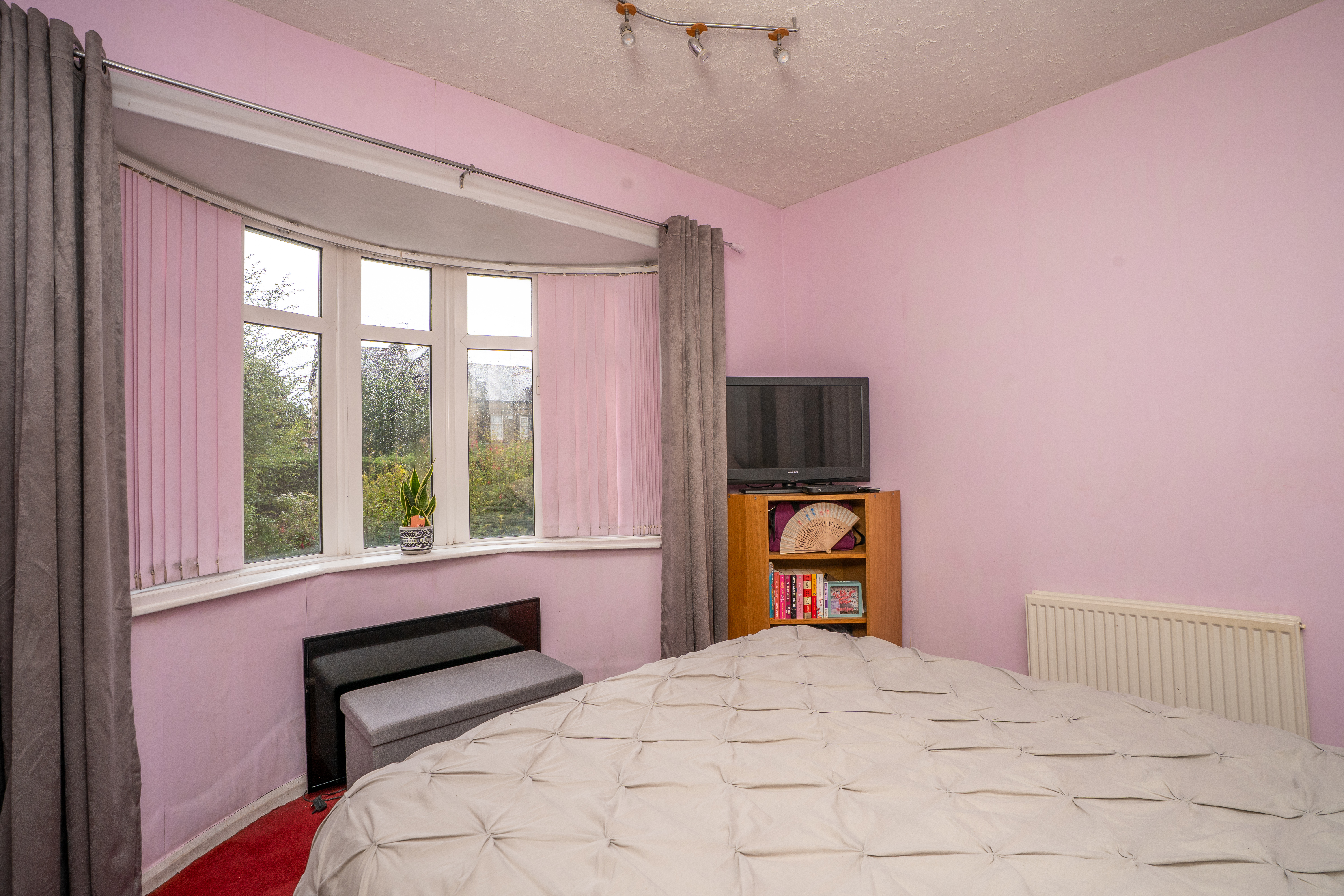 Hollyshaw Lane, Leeds, LS15 - Photo 9