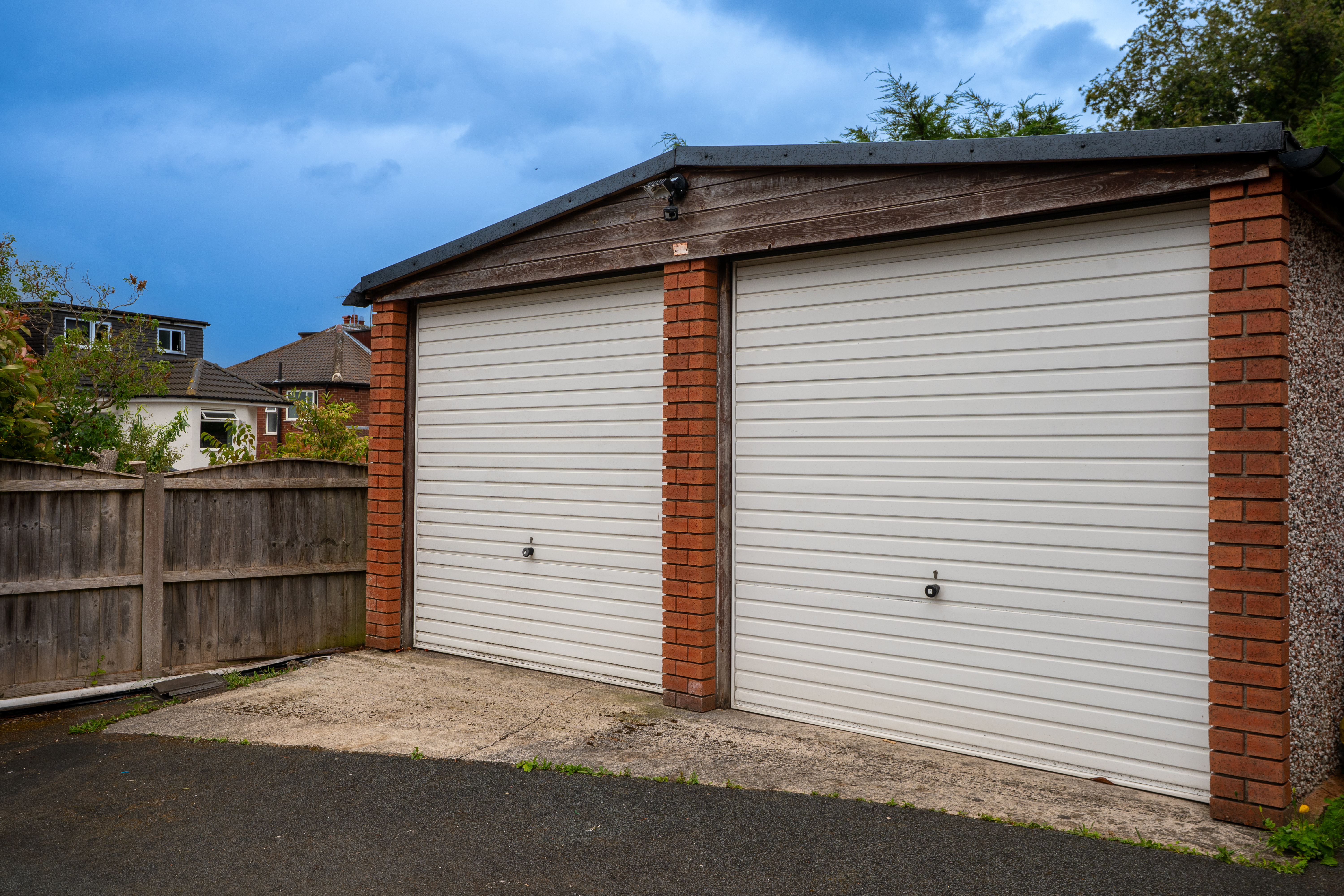 Hollyshaw Lane, Leeds, LS15 - Photo 13