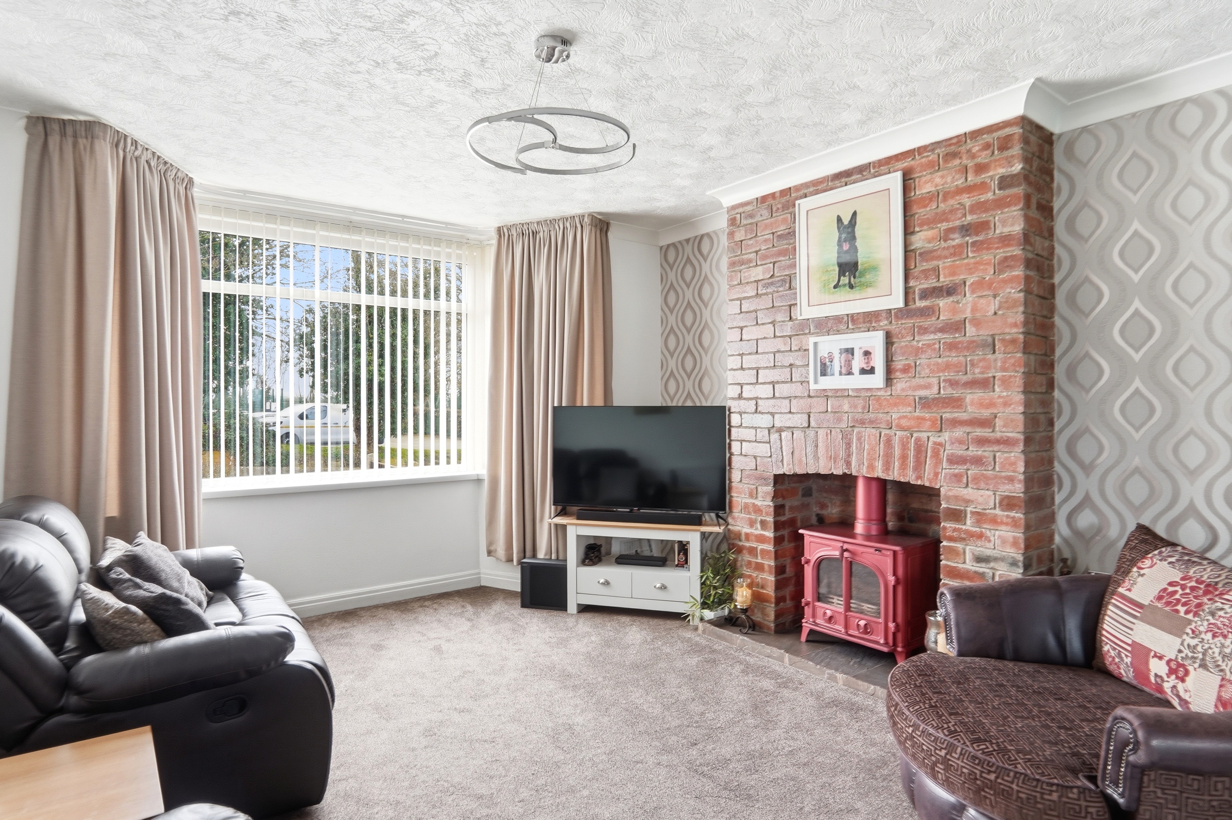 Brigshaw Lane, Kippax, Leeds, LS25 - Photo 3
