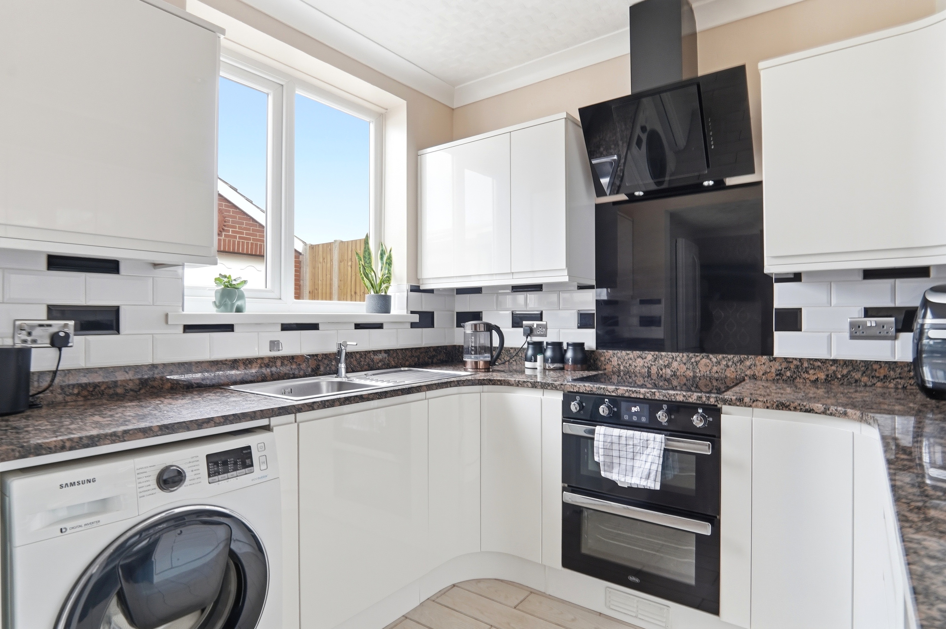 Brigshaw Lane, Kippax, Leeds, LS25 - Photo 7