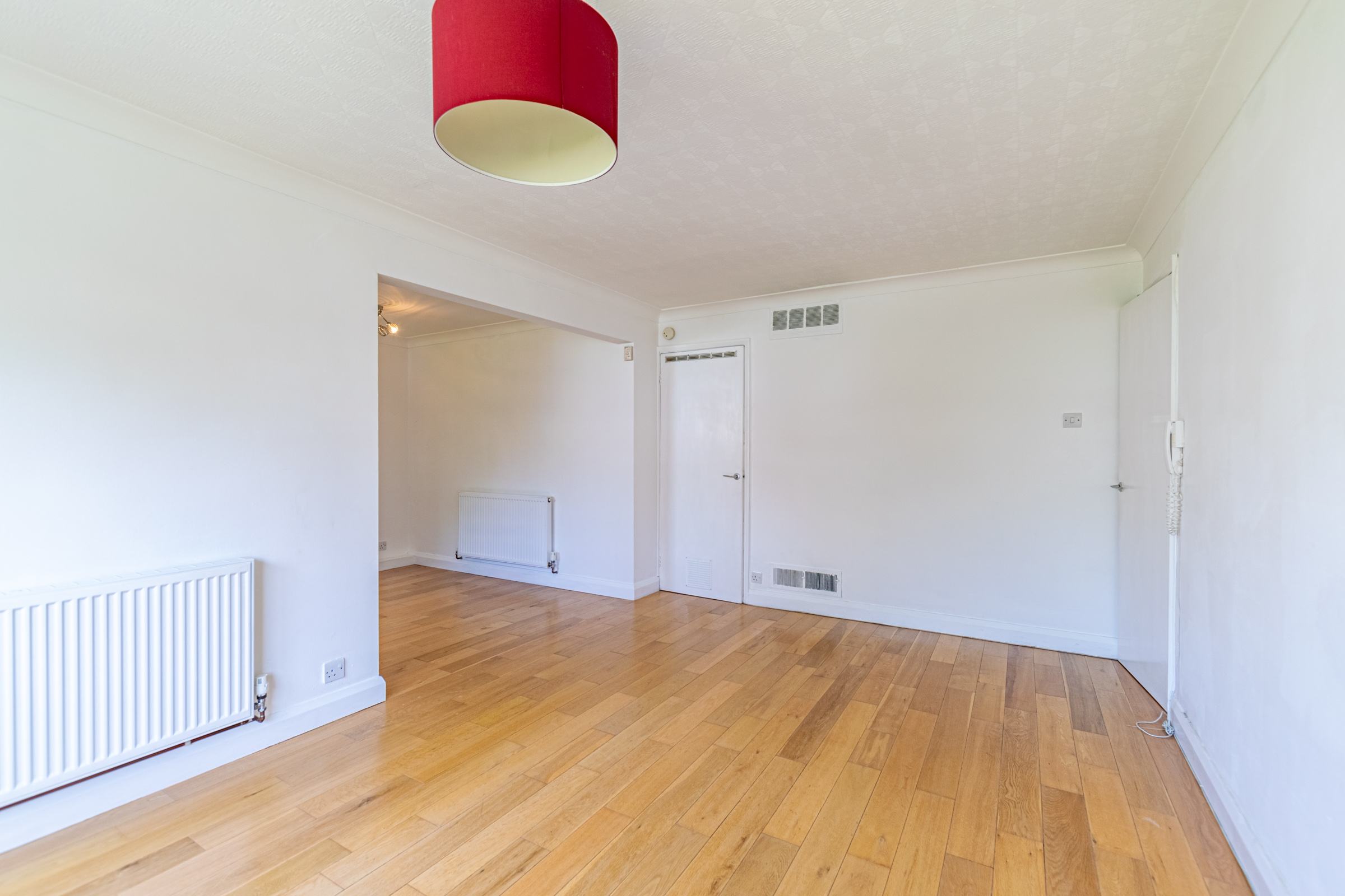 The Moorlands, West Yorkshire, Leeds, LS17 - Photo 3