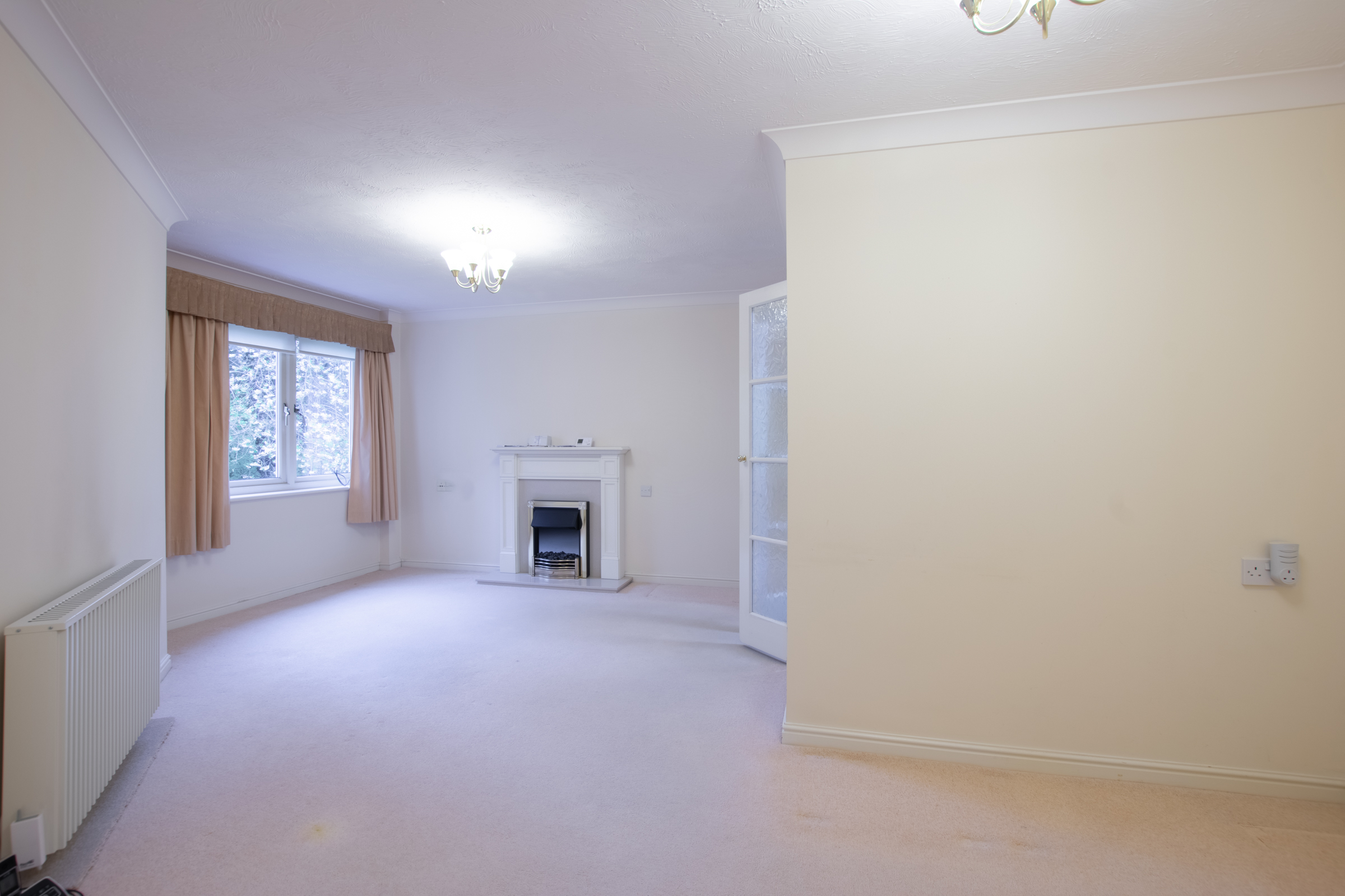 Rosewood Court, Park Avenue, Roundhay, Leeds, LS8 - Photo 3
