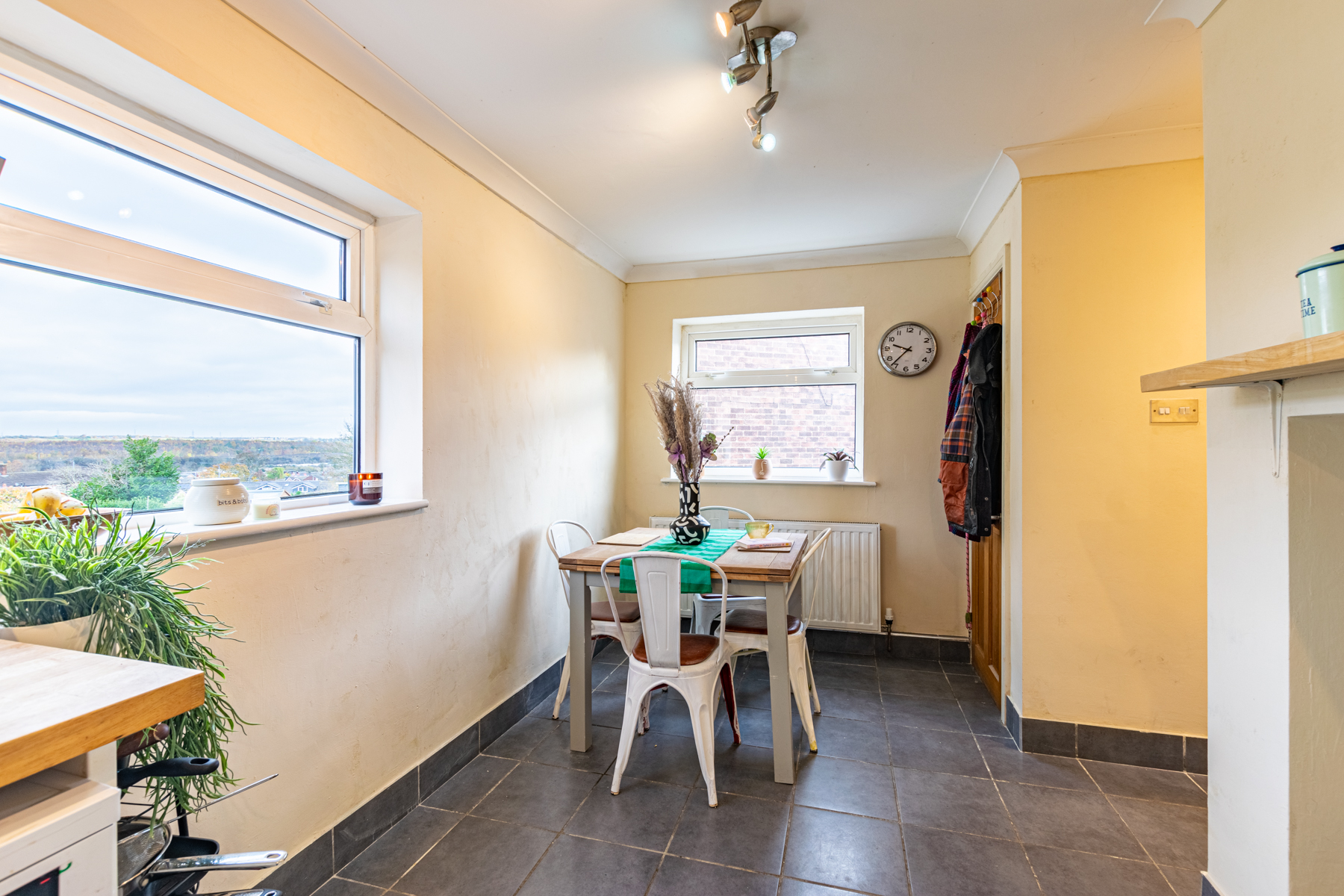 Grove Crescent, Wakefield, WF2 - Photo 6