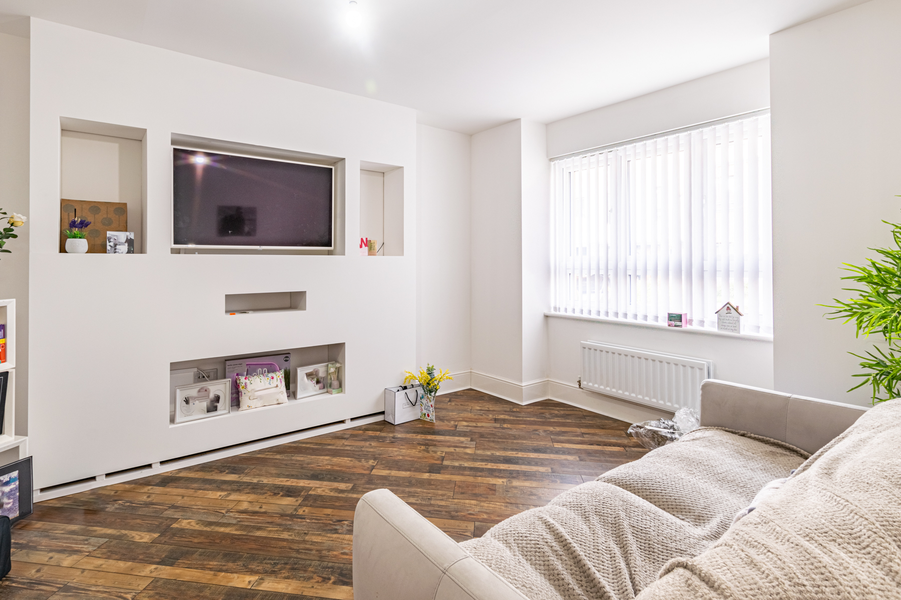 Barrington Way, Leeds, LS15 - Photo 2
