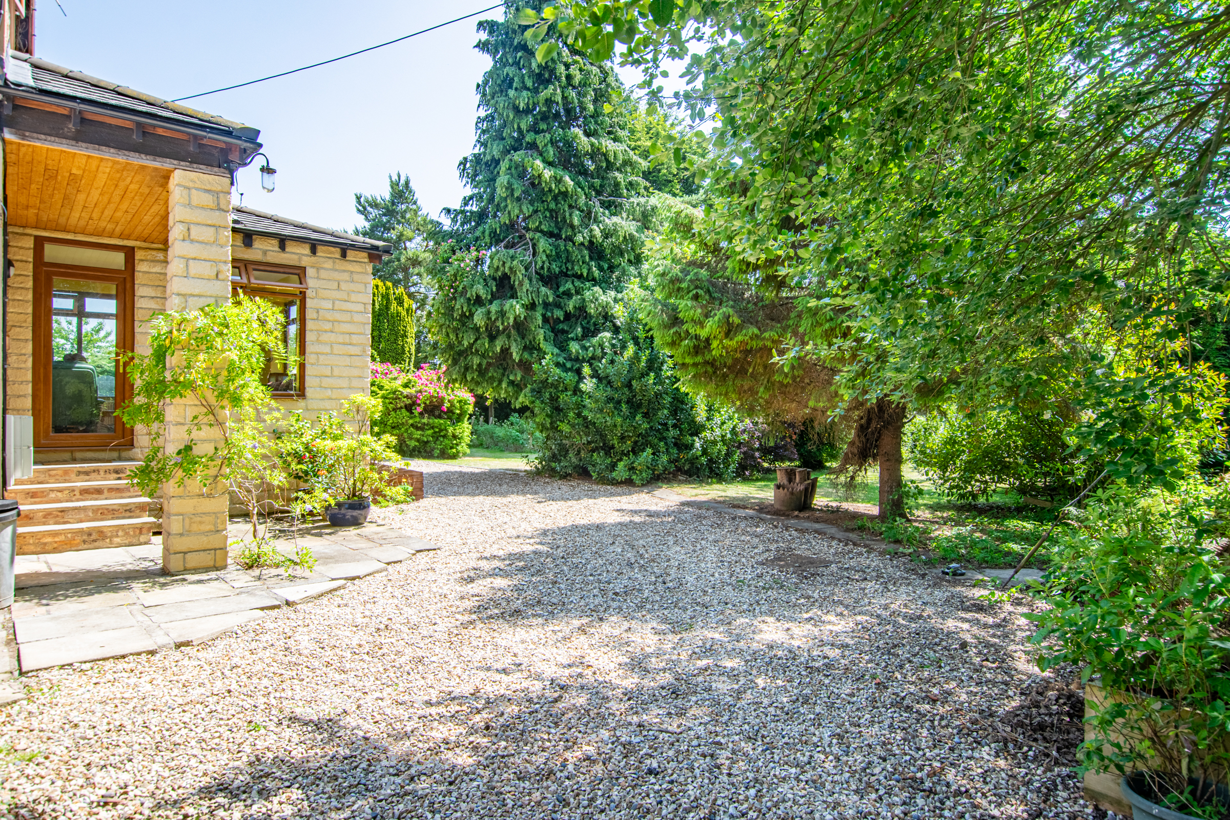Sandwath Lane, Railway Houses, Church Fenton, LS24 - Photo 36