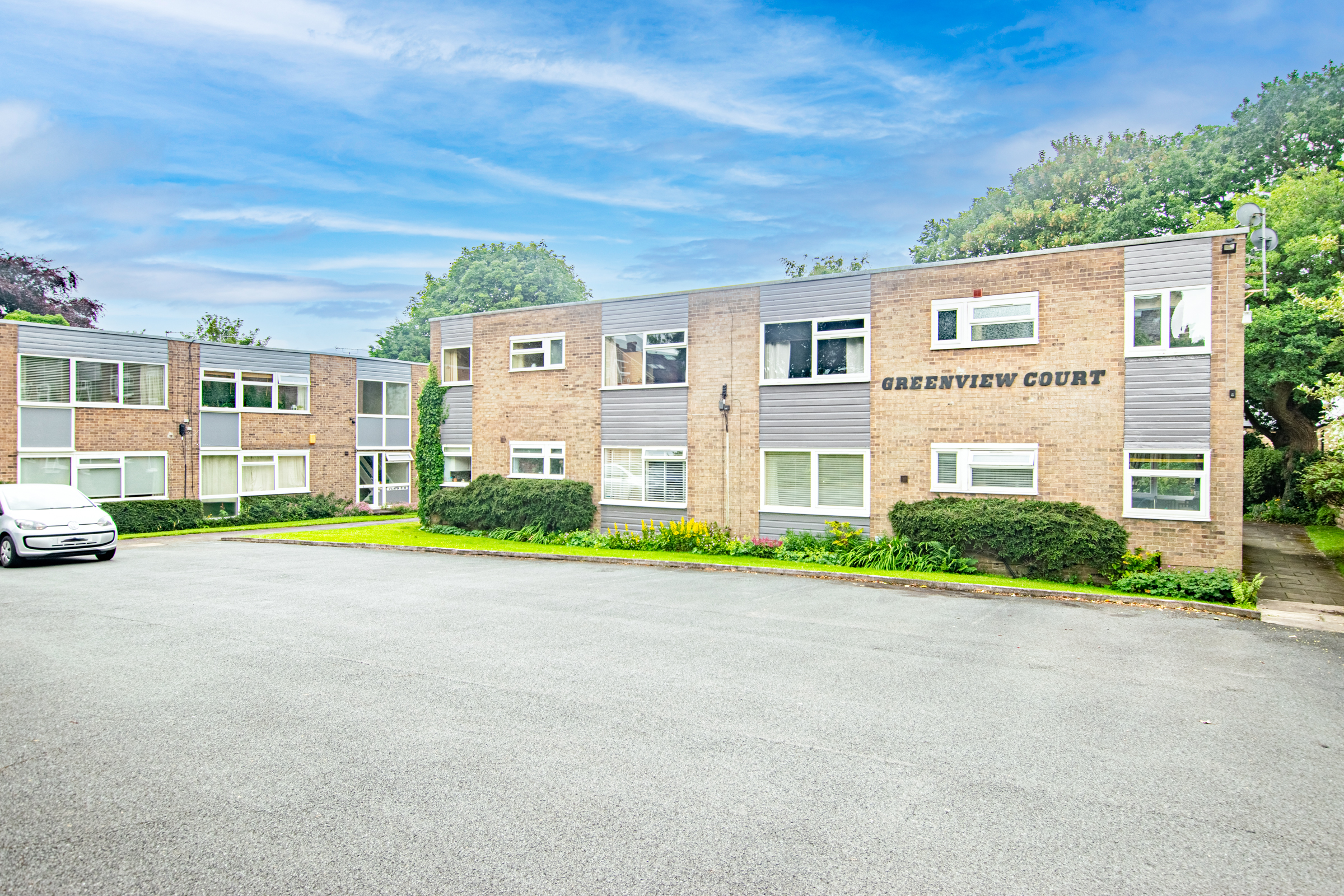 Green View Court, Leeds, LS8 - Photo 1