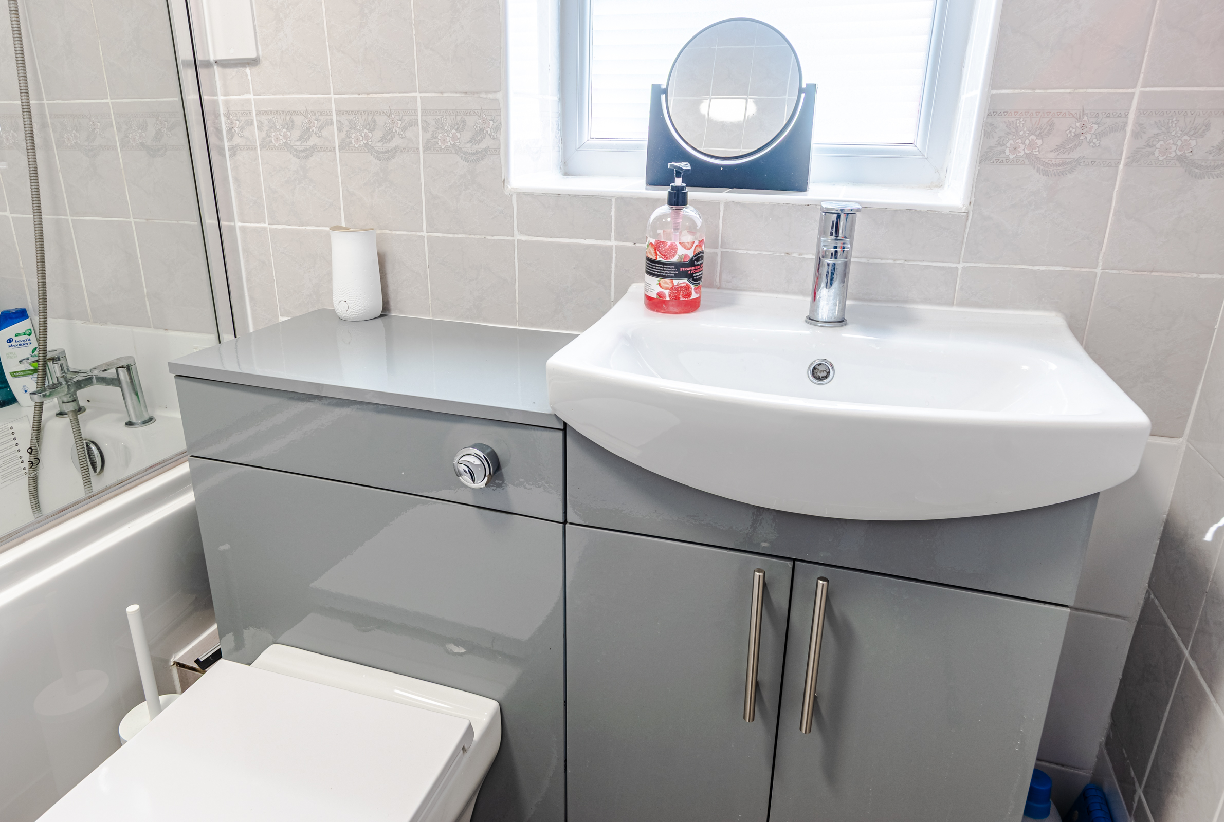 Blackmoor Court, Leeds, LS17 - Photo 11