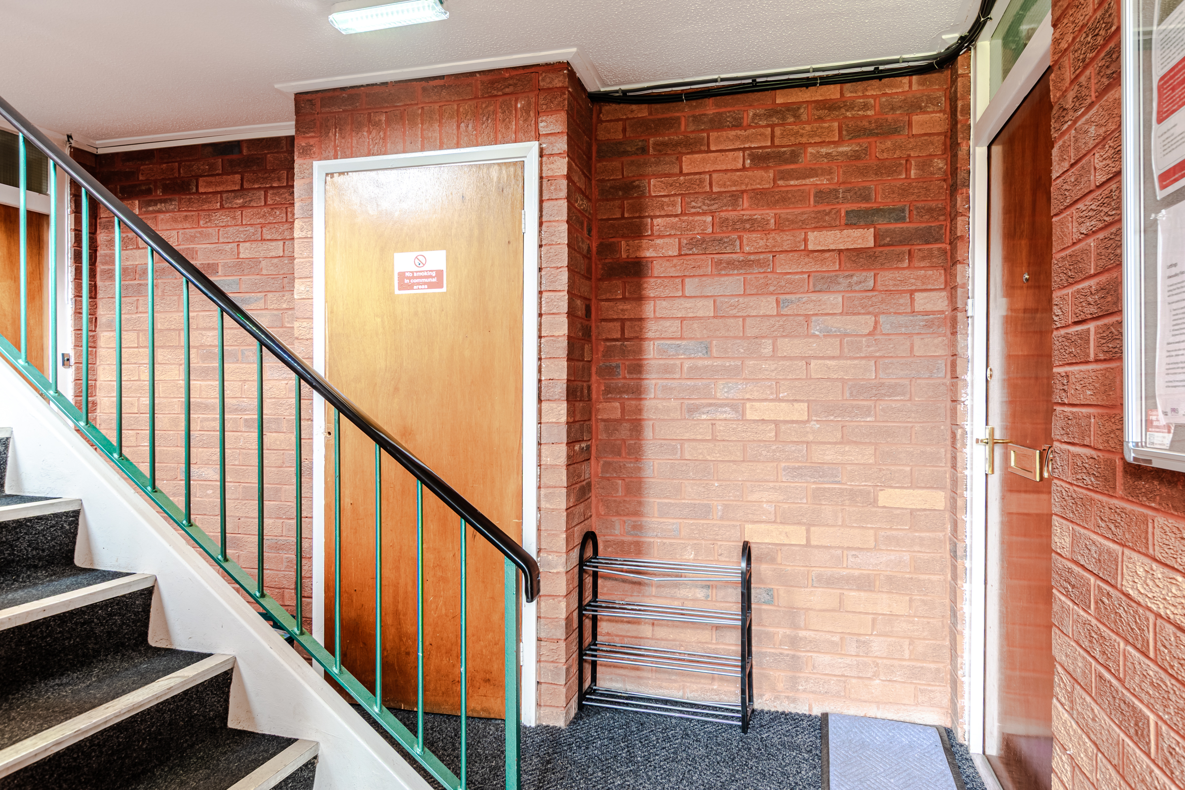 Blackmoor Court, Leeds, LS17 - Photo 12