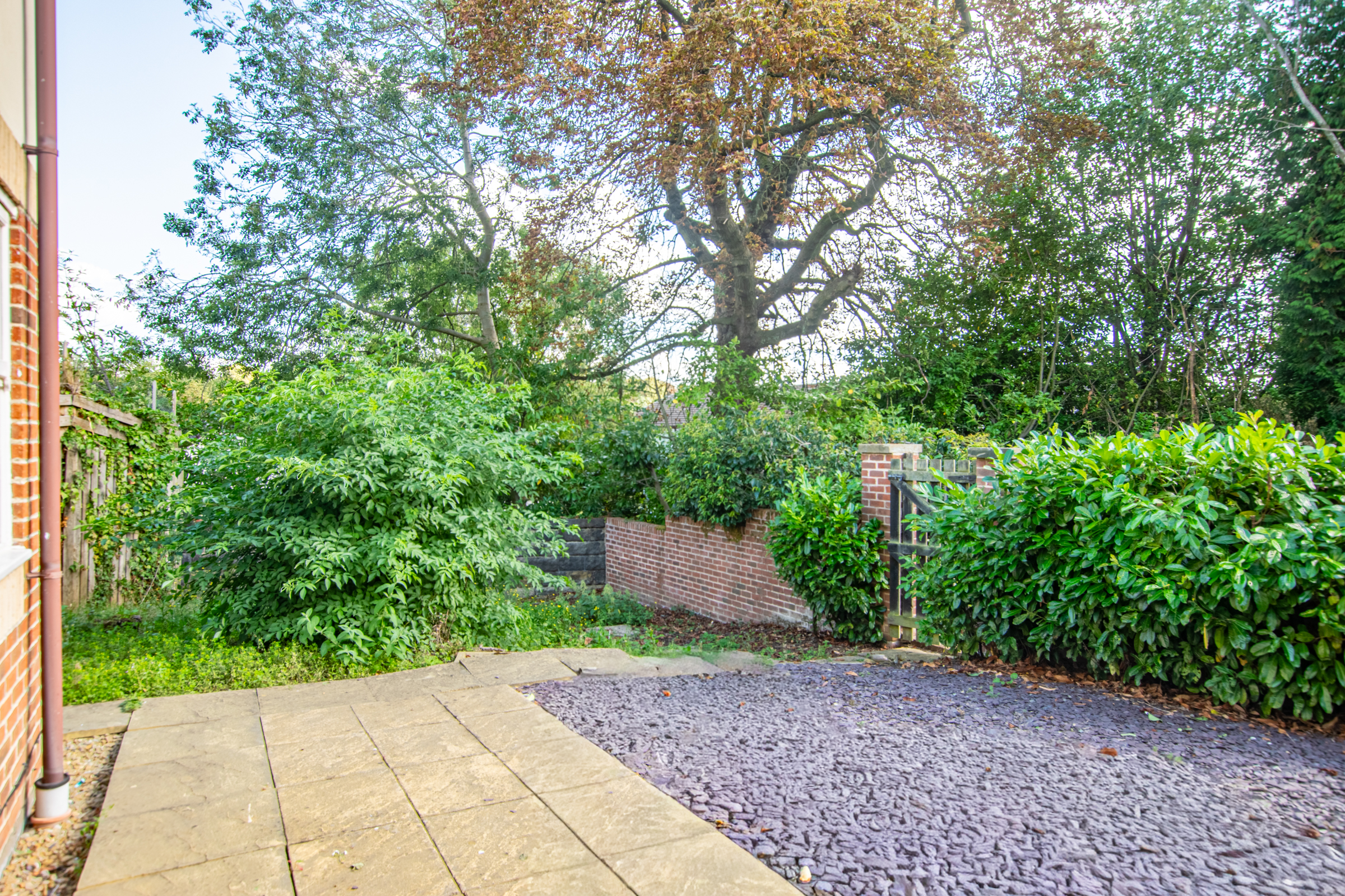 Redhouse Lane, Chapel Allerton, Leeds, LS7 - Photo 2