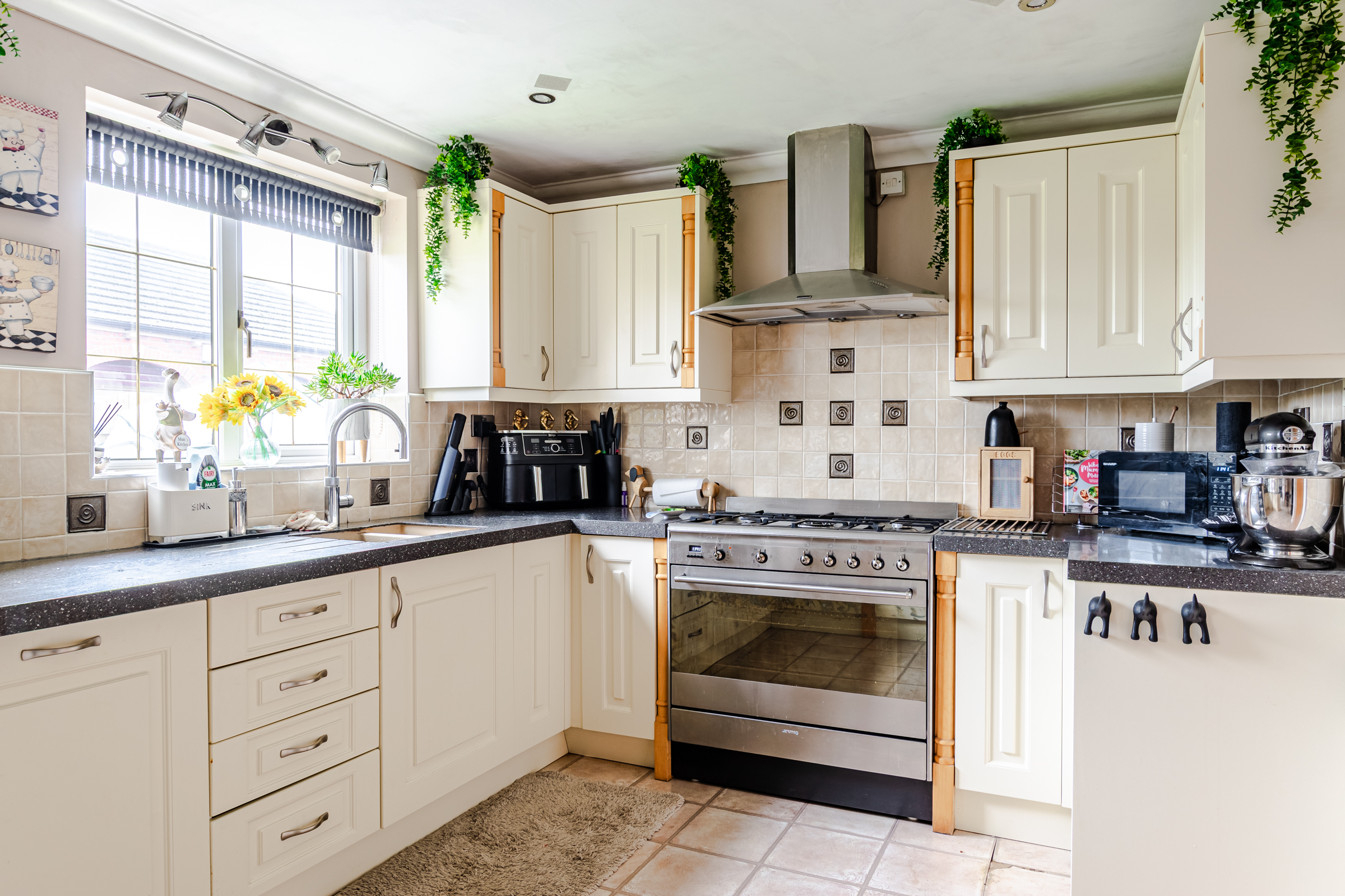 Busk Lane, Church Fenton, Selby, LS24 - Photo 11