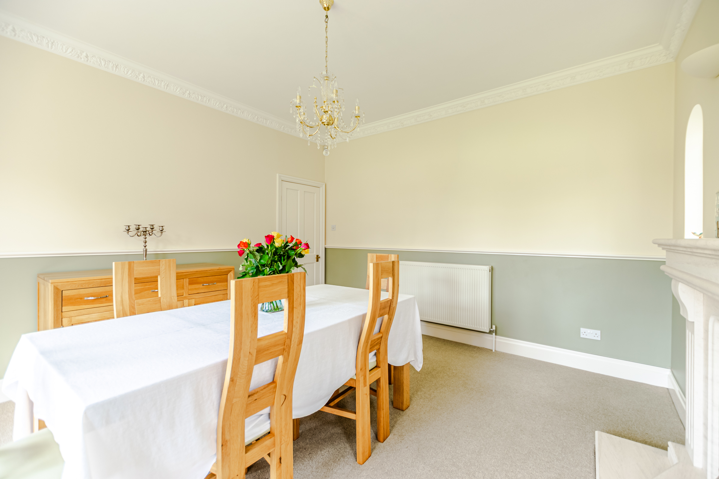 Falkland Gardens, Leeds, LS17 - Photo 4