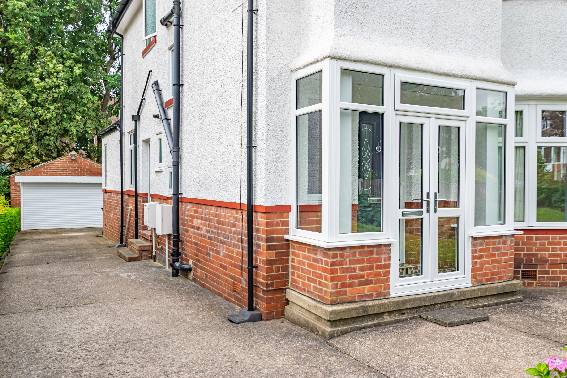 Falkland Gardens, Leeds, LS17 - Photo 31