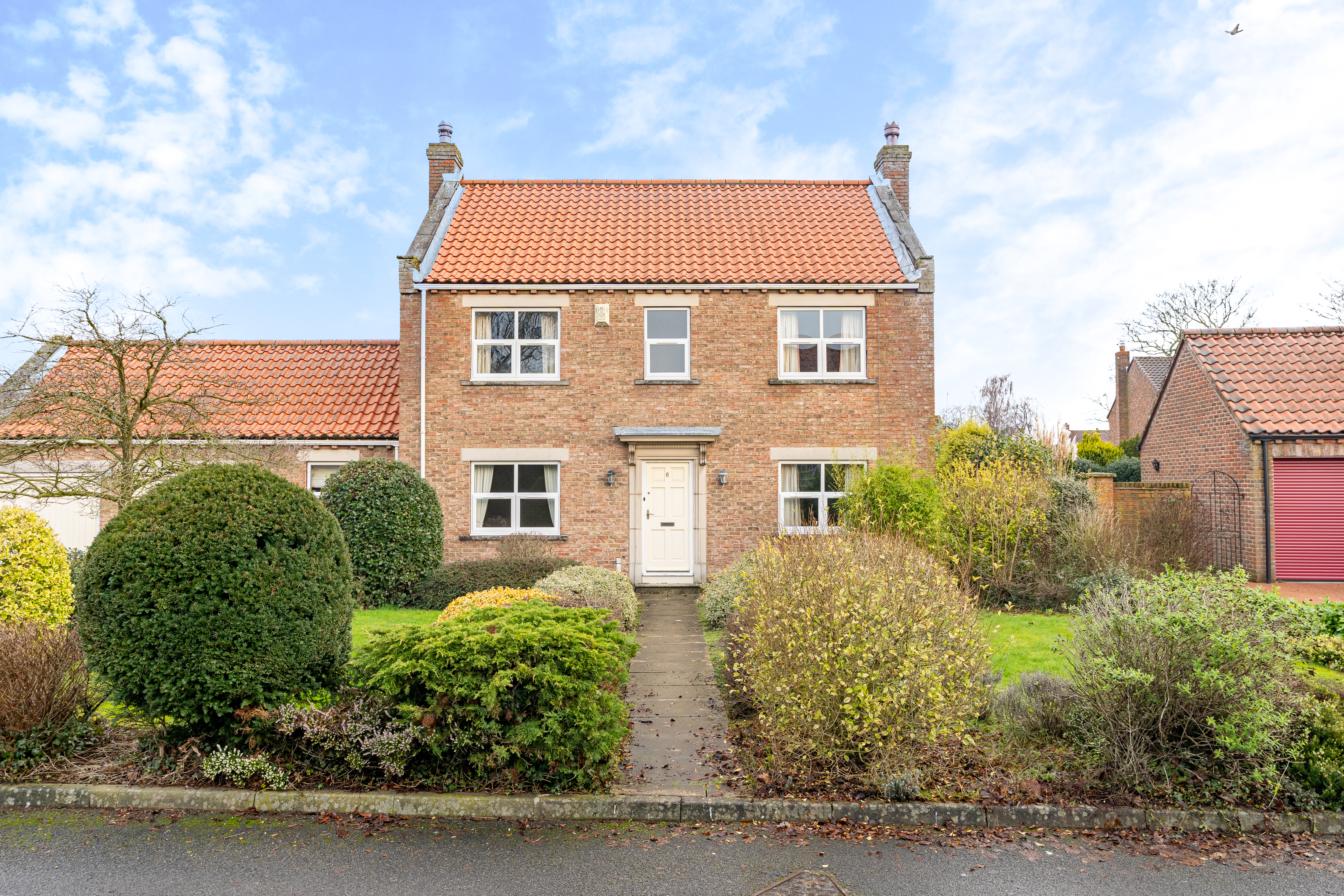 Glebe Garth, Barlby, Selby, YO8 - Photo 2