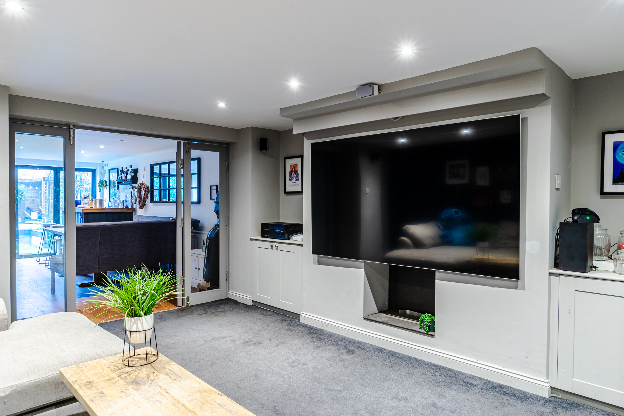 Roundhay, Leeds, LS8 - Photo 13