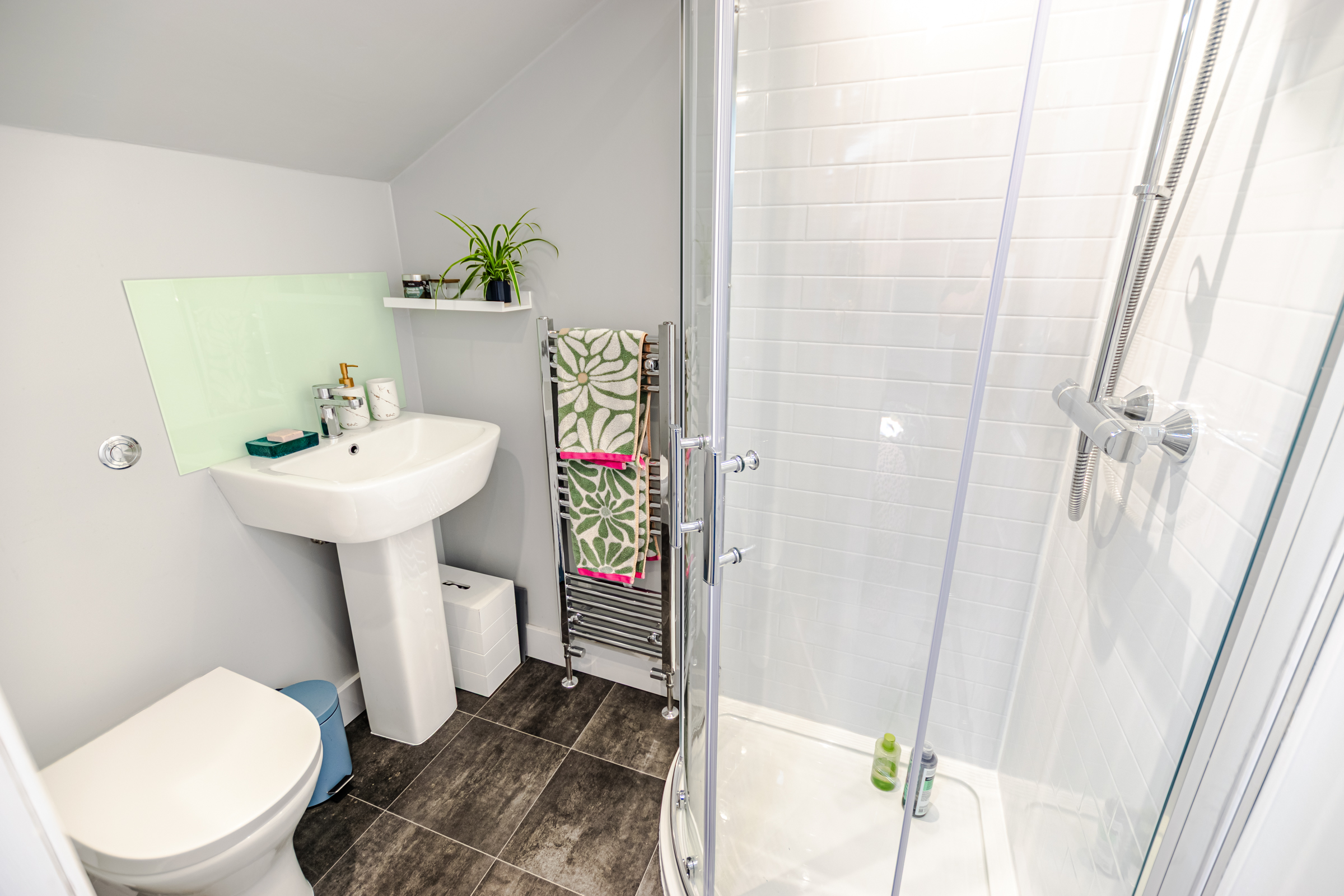 Broomhill Drive, Moortown, Leeds, LS17 - Photo 26