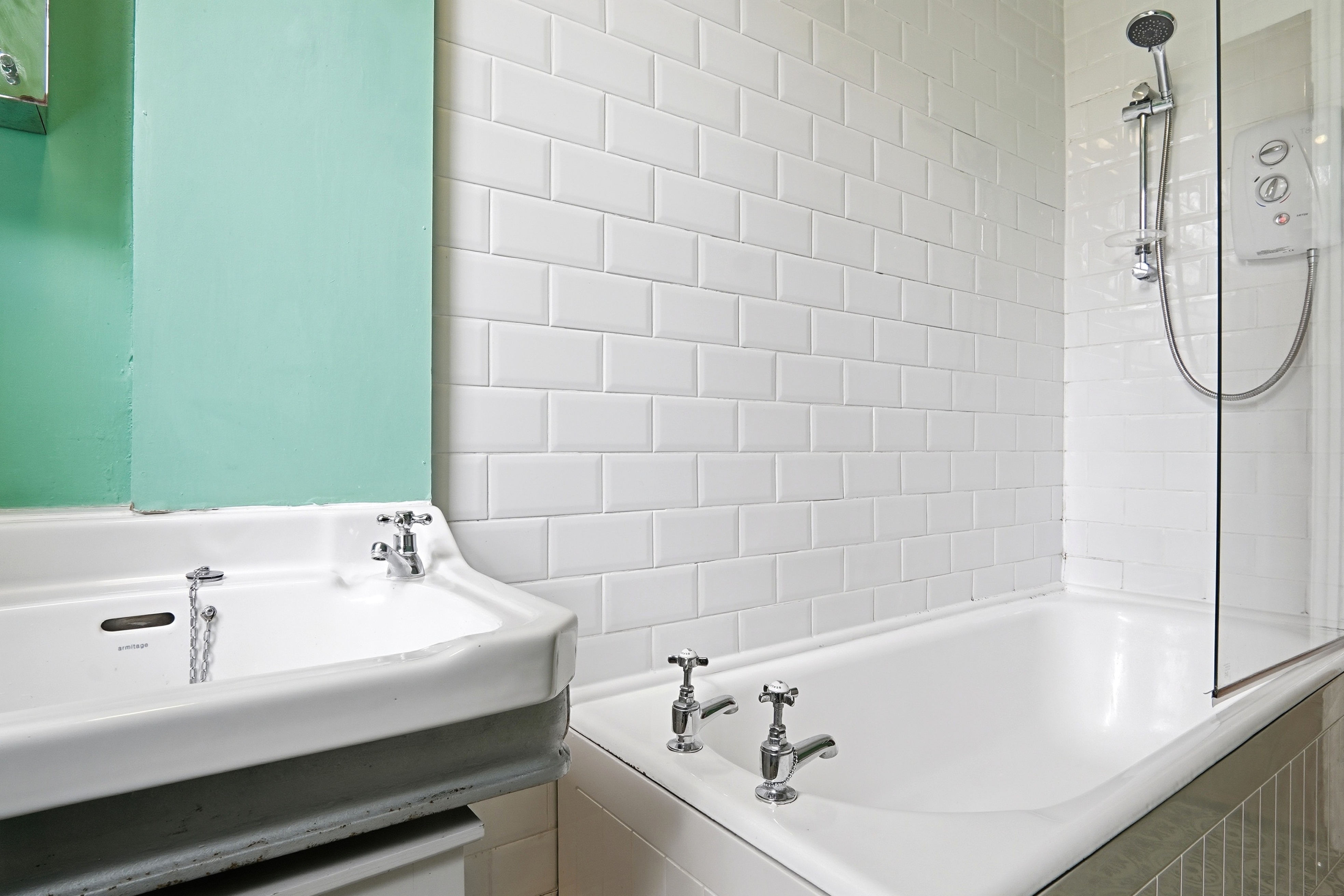 Flat 1, Grange Court, North Grange Mount, Leeds, LS6 - Photo 17