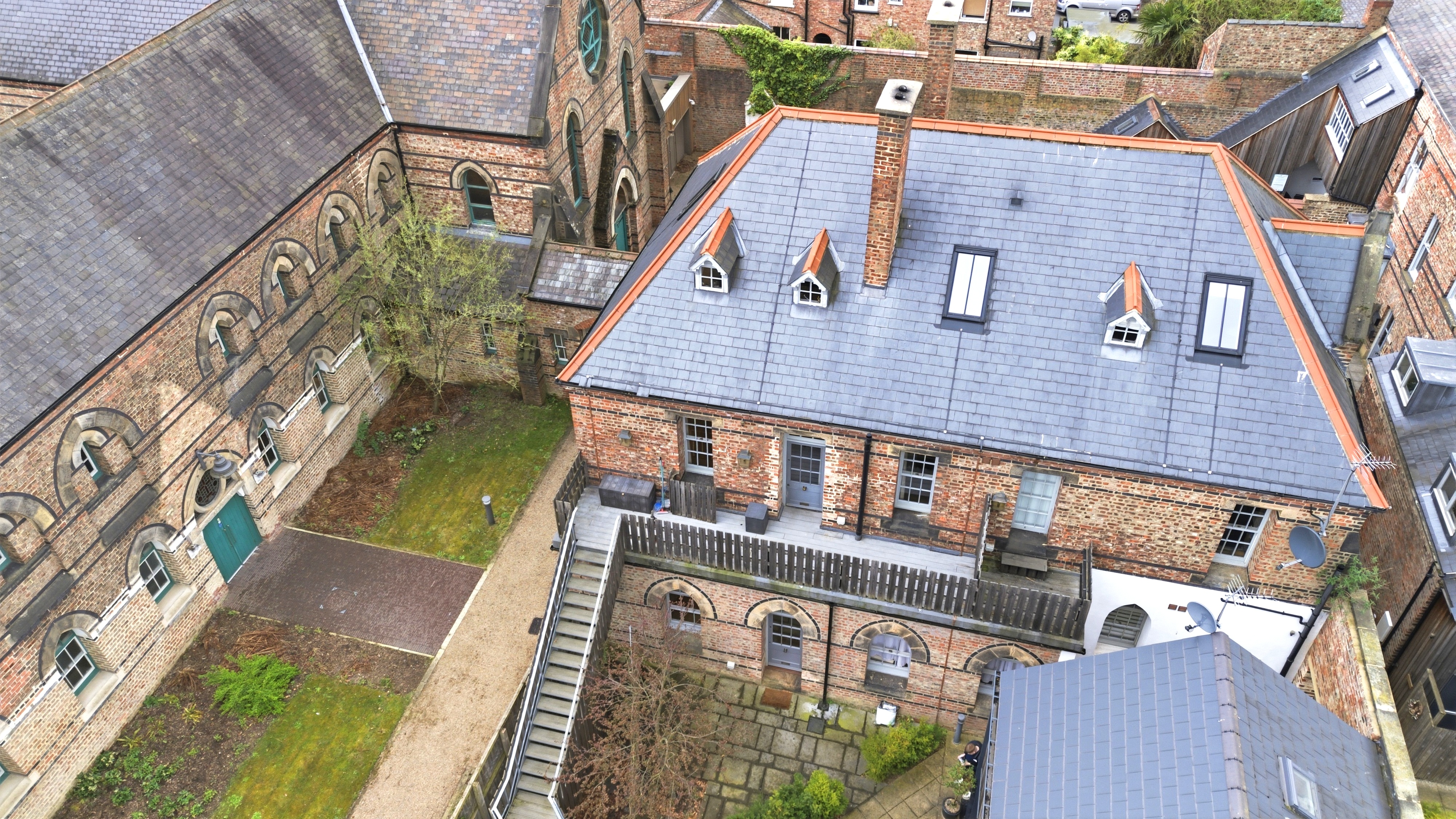 St Josephs Convent, Lawrence Street, York, YO10 - Photo 2