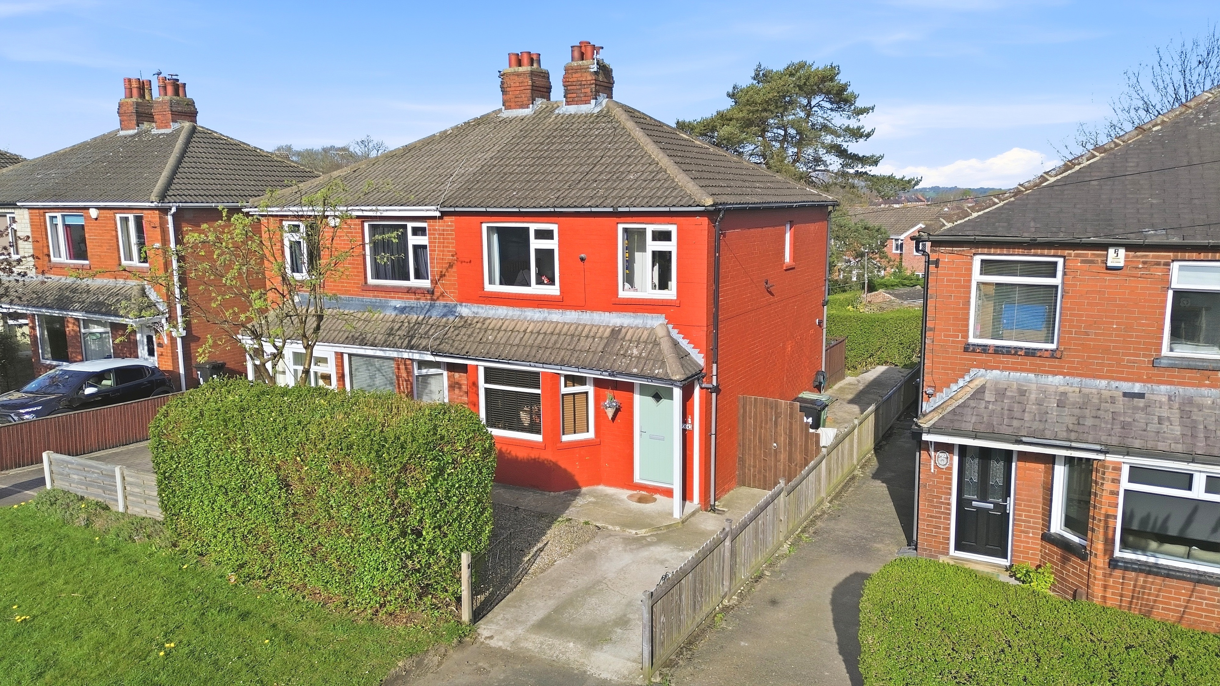 Leeds & Bradford Road, Leeds, LS13 - Photo 1