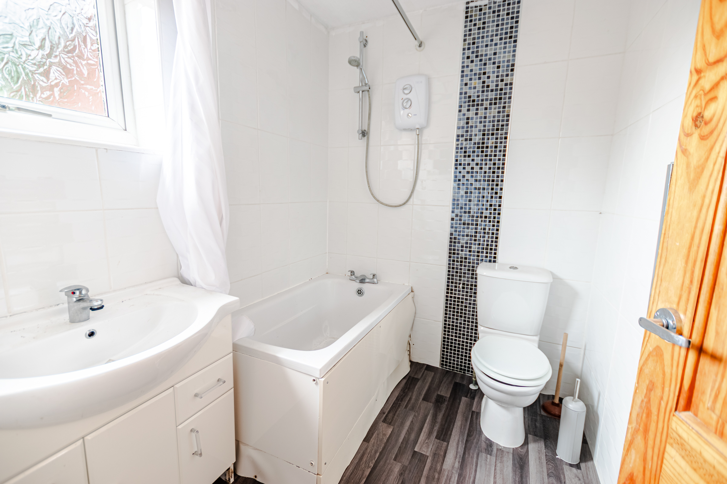 Louis Grove, Chapeltown, Leeds, LS7 - Photo 13