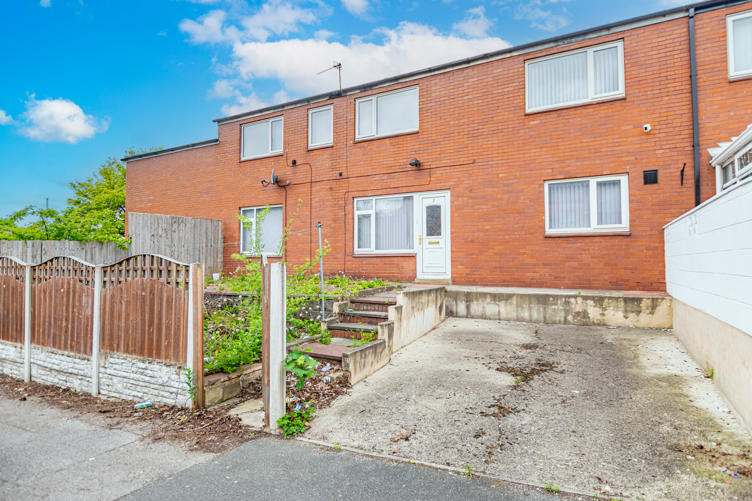 Louis Grove, Chapeltown, Leeds, LS7 - Photo 1
