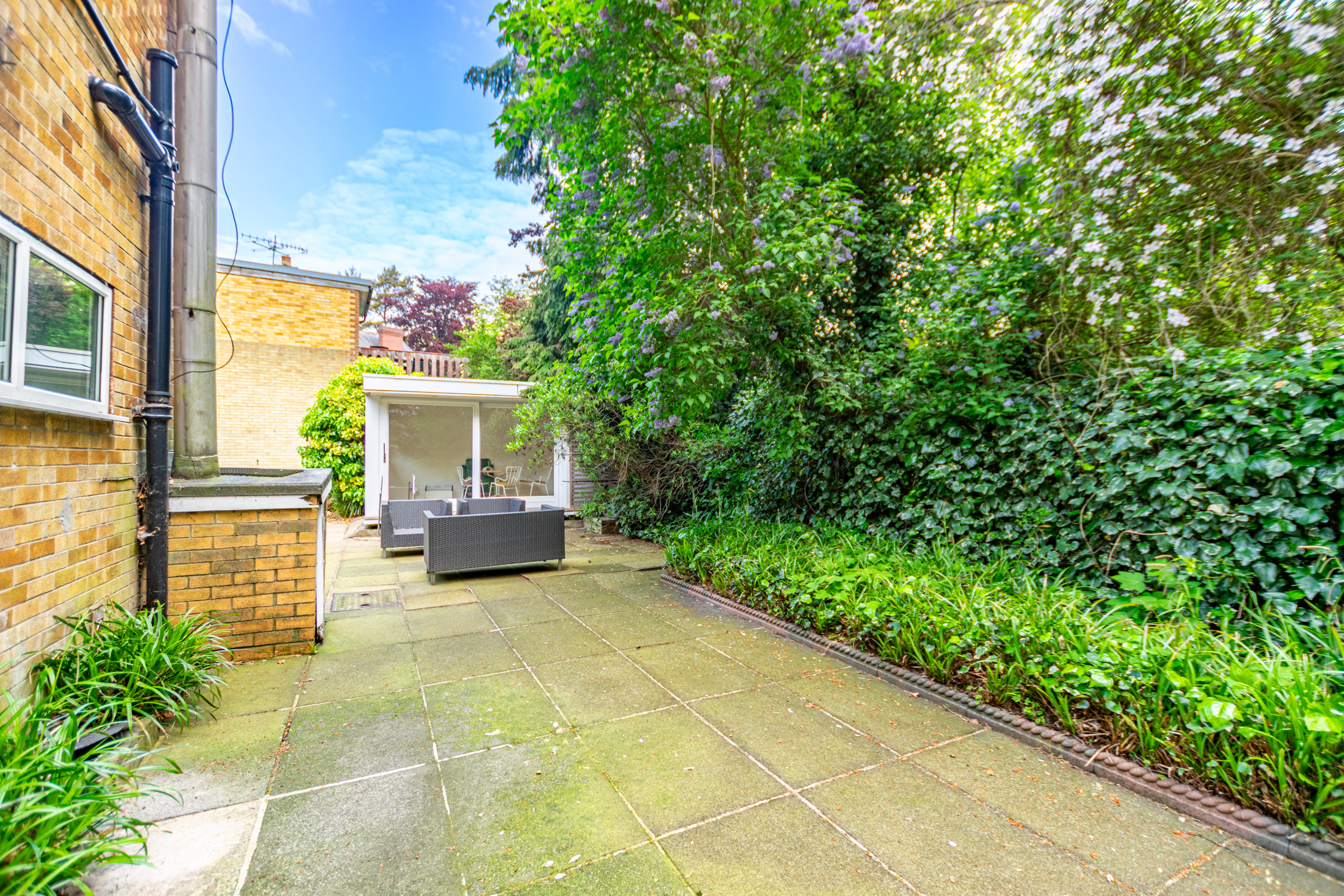 Roundhay, Leeds, LS8 - Photo 32