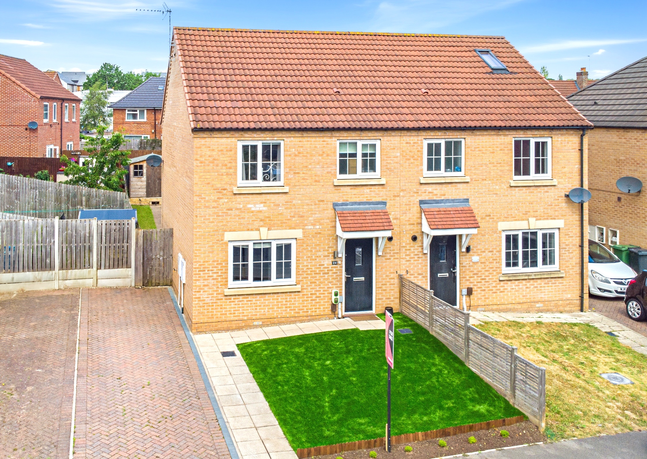 Oak Tree Mount, Leeds, LS9 - Photo 1