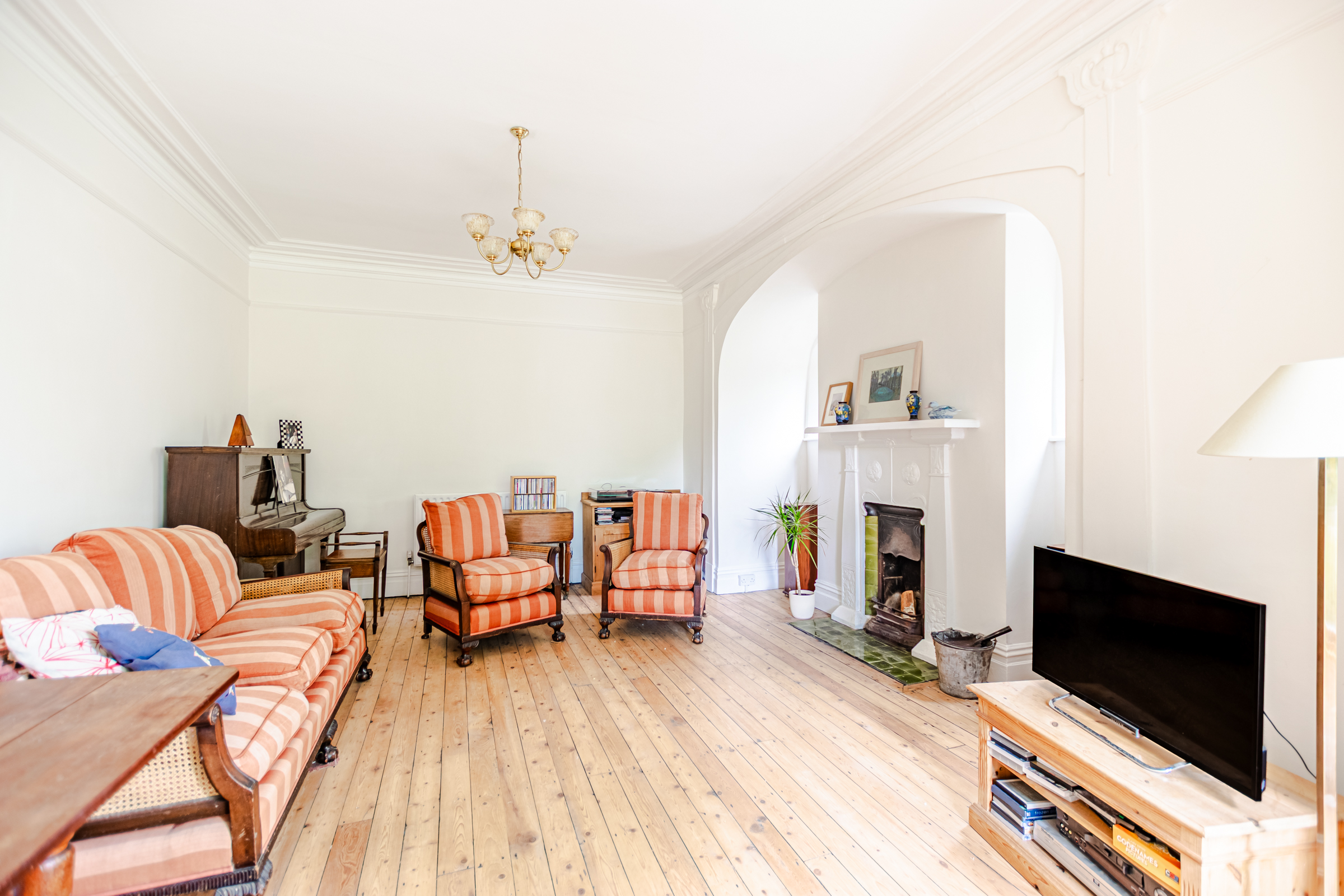 Avenue Crescent, Chapeltown, Leeds, LS8 - Photo 3