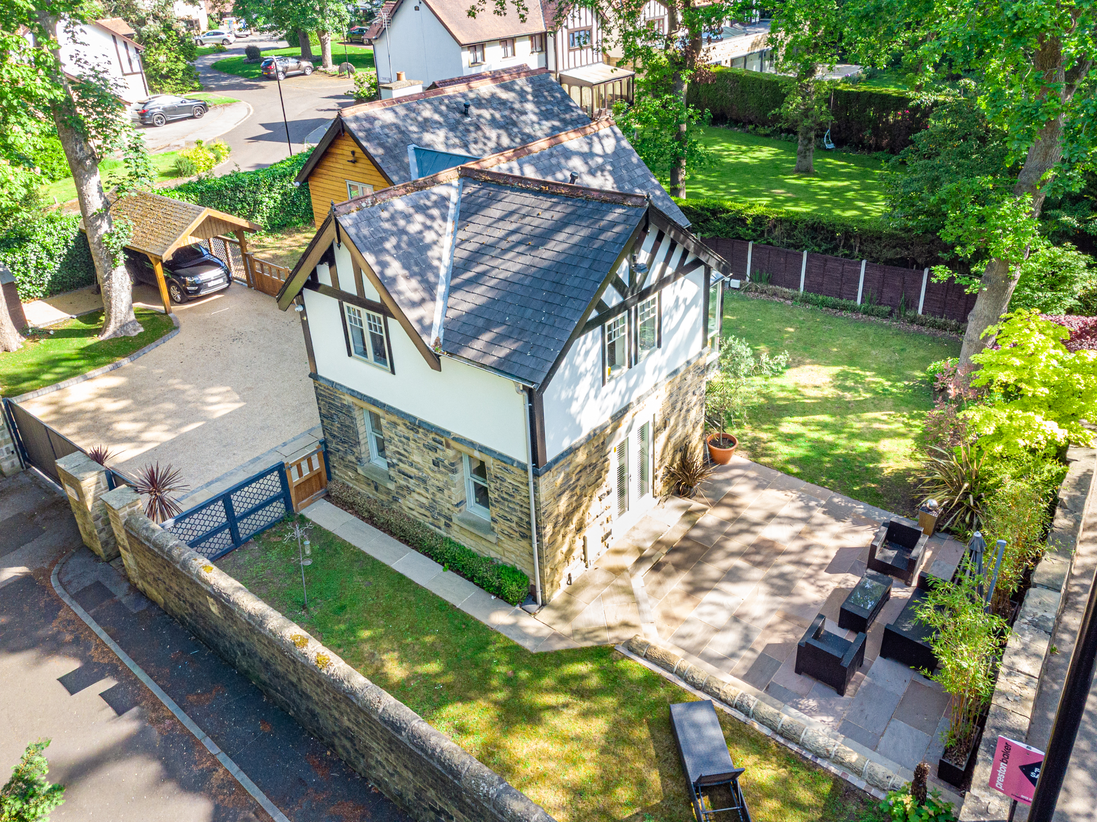 Roundhay, Leeds, LS8 - Photo 25