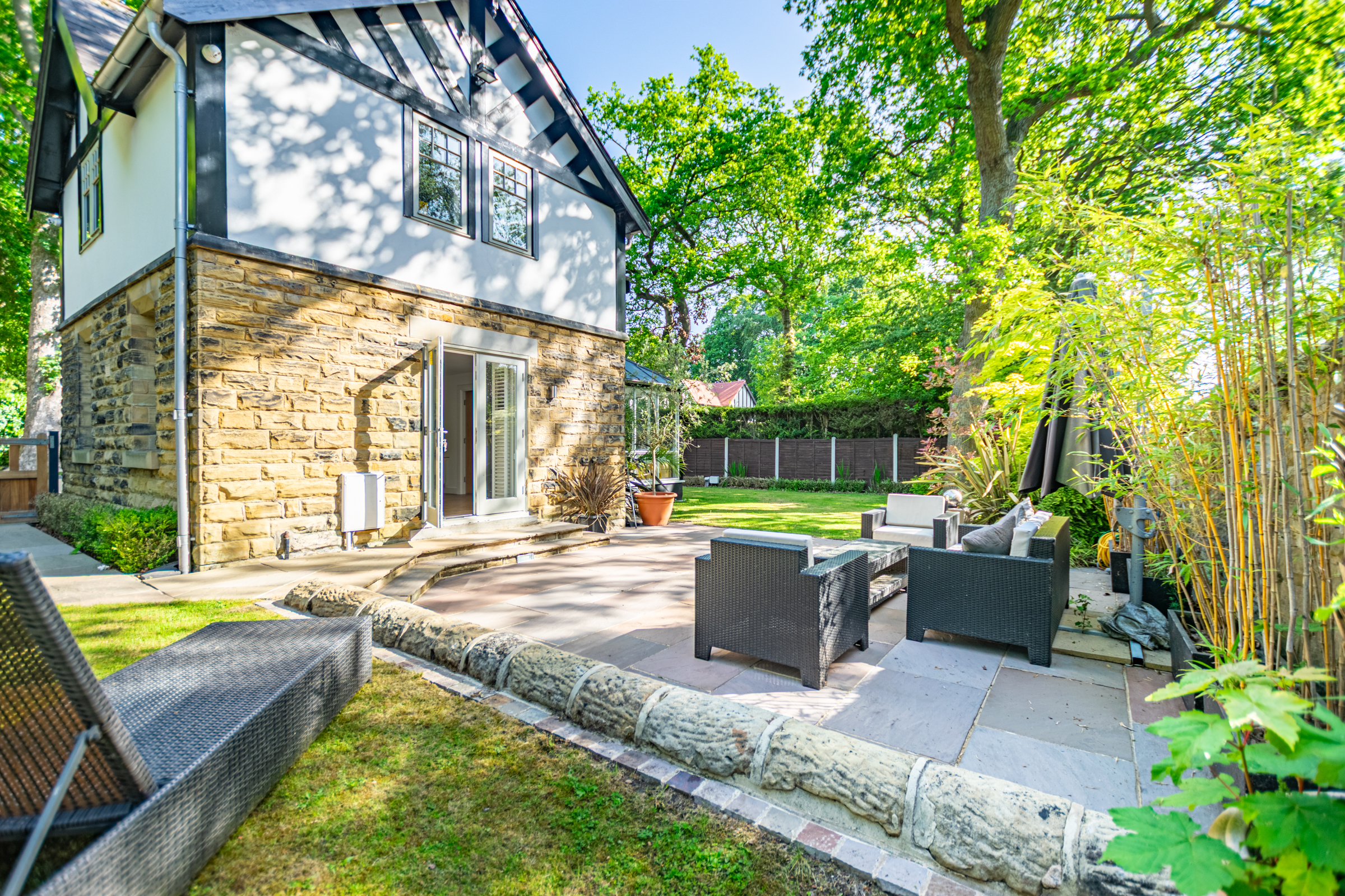 Roundhay, Leeds, LS8 - Photo 27