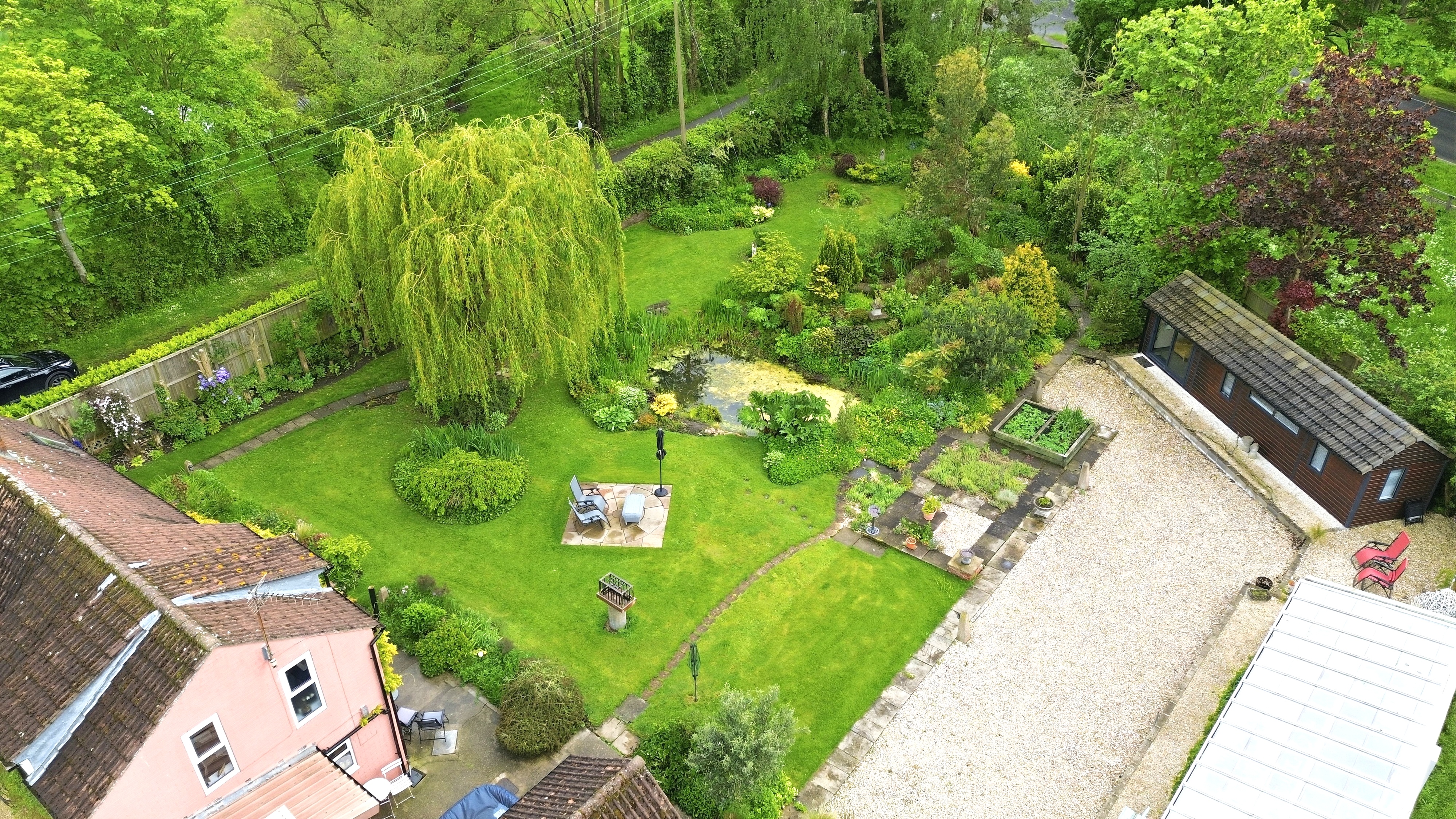 April Cottage, Main Road, Newsholme, DN14 - Photo 46