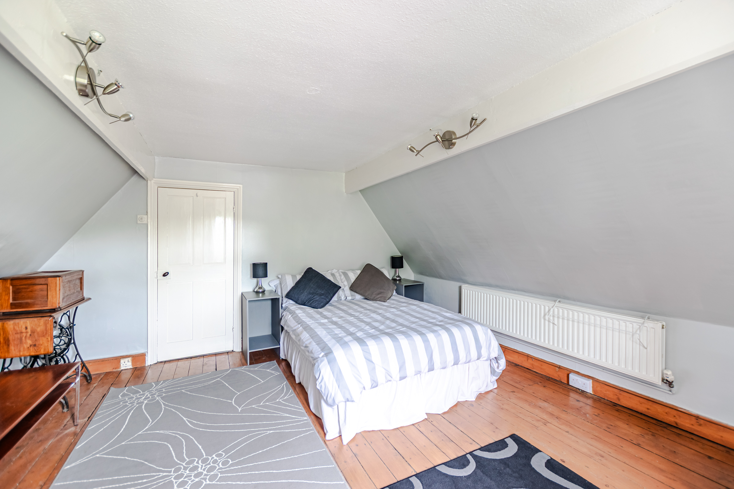 Roundhay, Leeds, LS8 - Photo 22