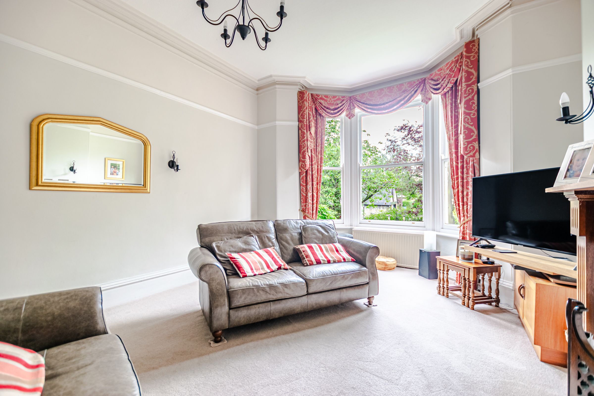 Roundhay, Leeds, LS8 - Photo 4