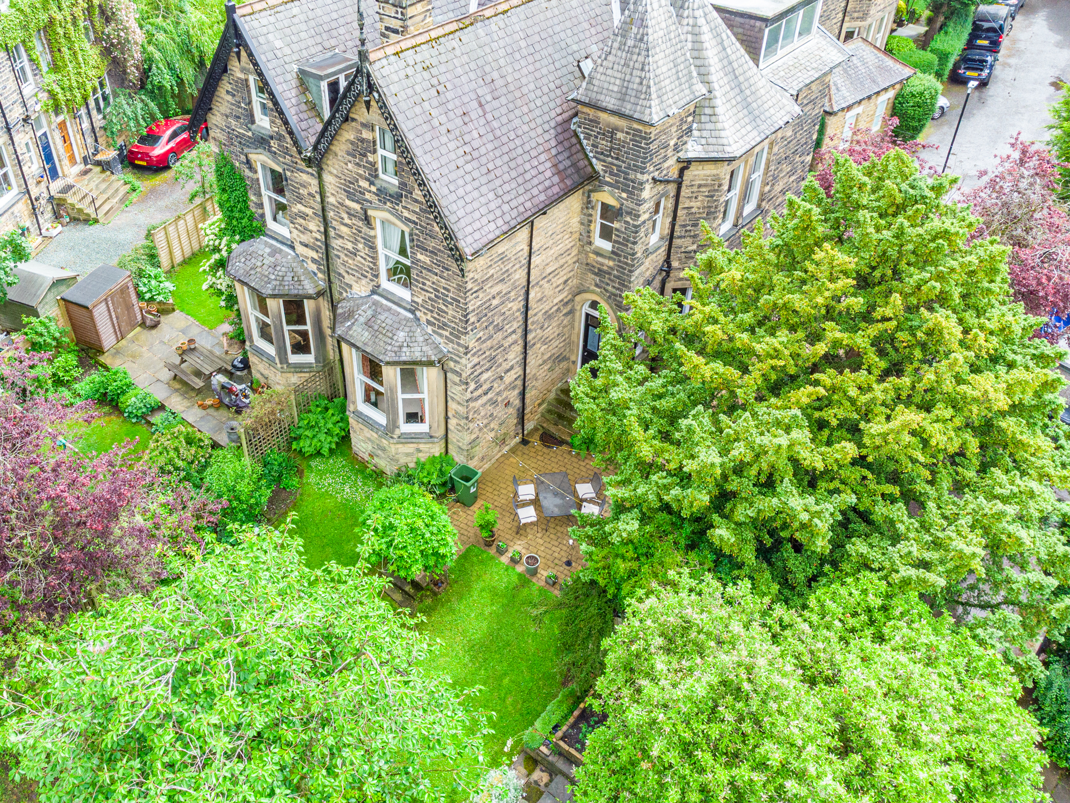Roundhay, Leeds, LS8 - Photo 1