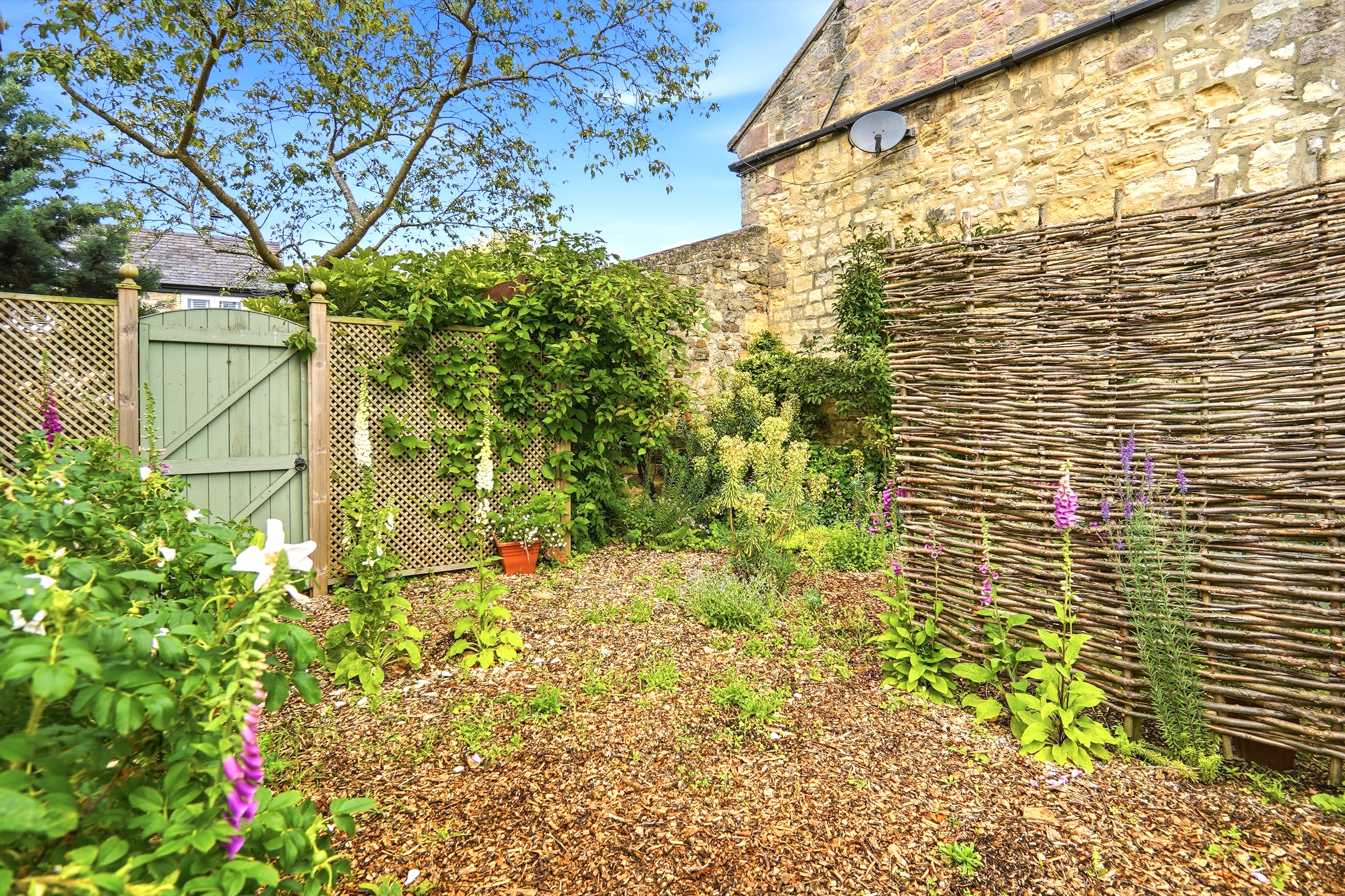 Little Ribston, Wetherby, North Yorkshire, LS22 - Photo 46