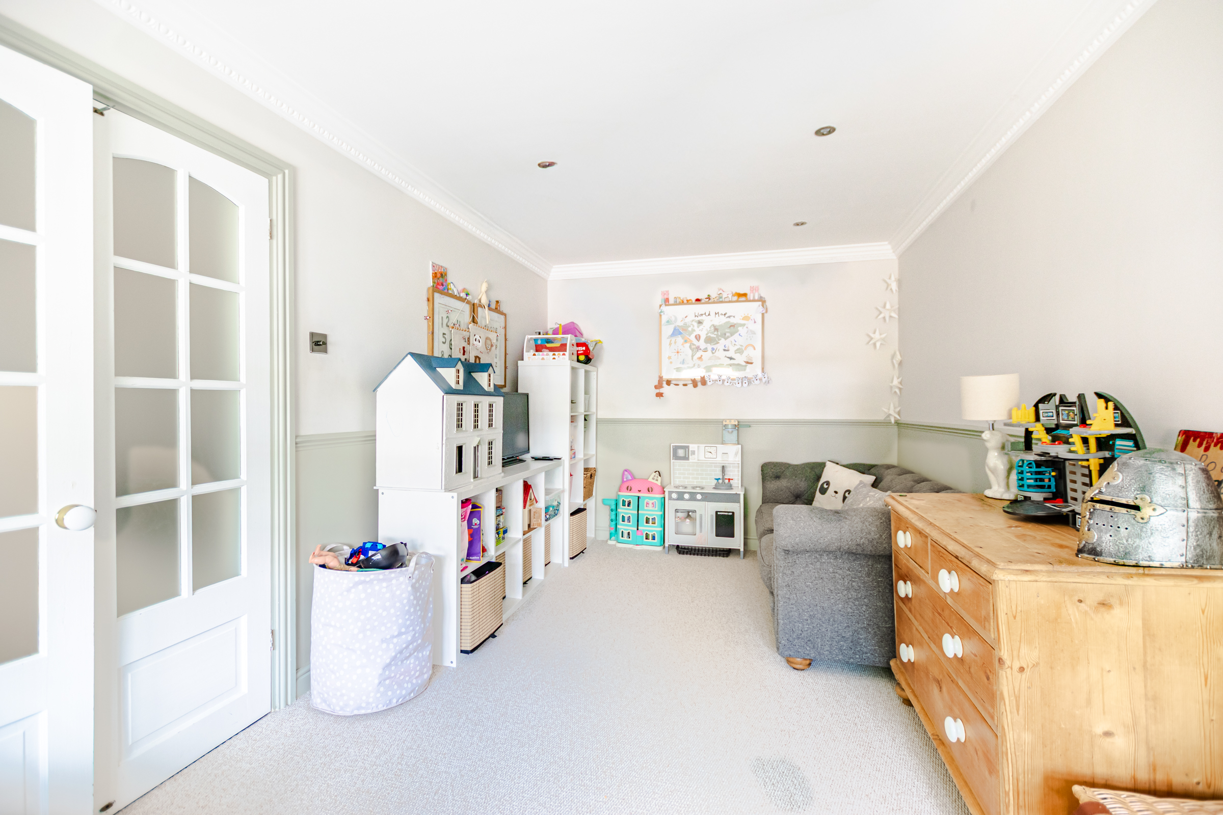 Gledhow, Leeds, LS8 - Photo 14