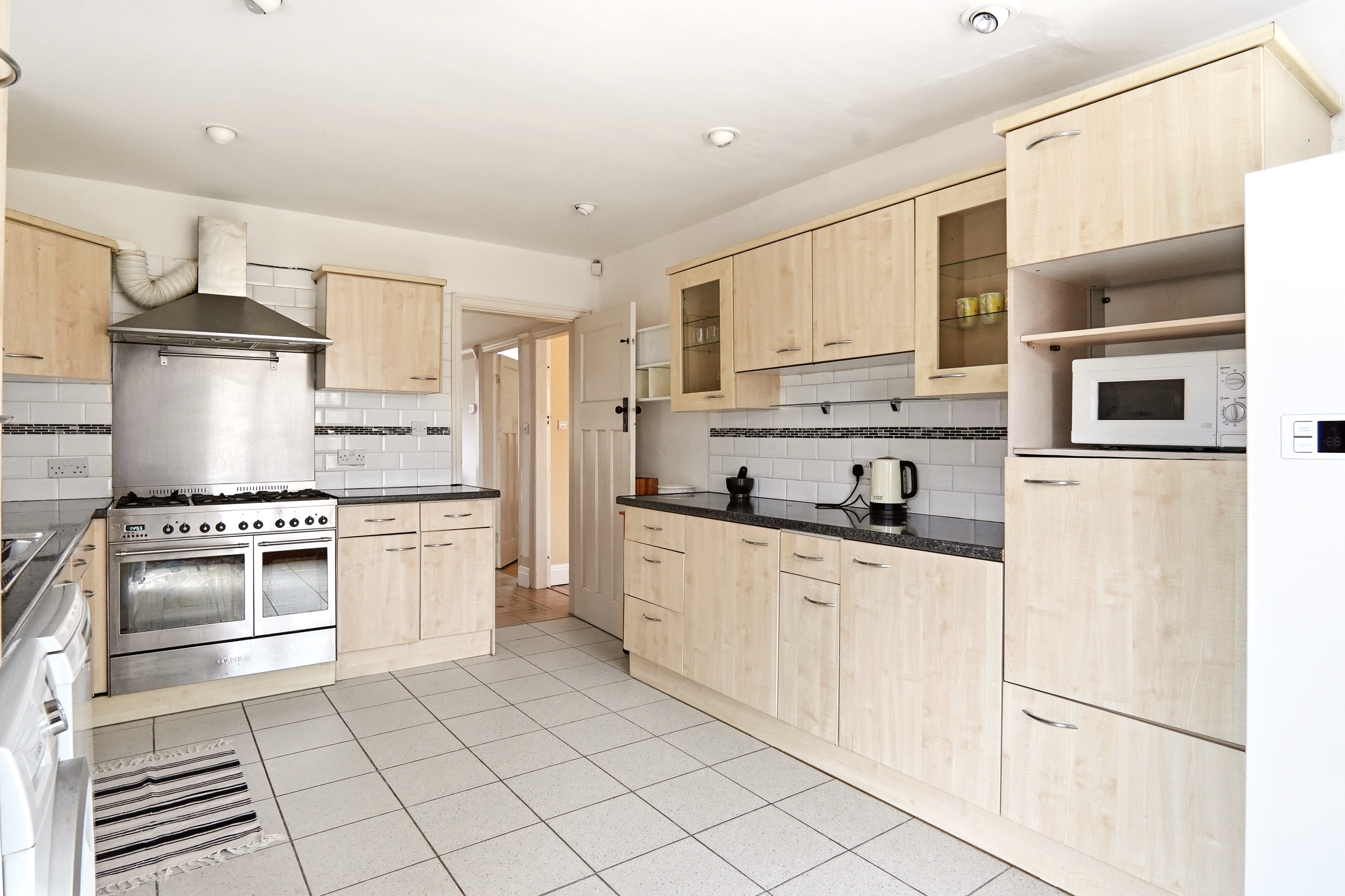 St Annes Road, St. Annes Road, Headingley, Leeds, LS6 - Photo 13