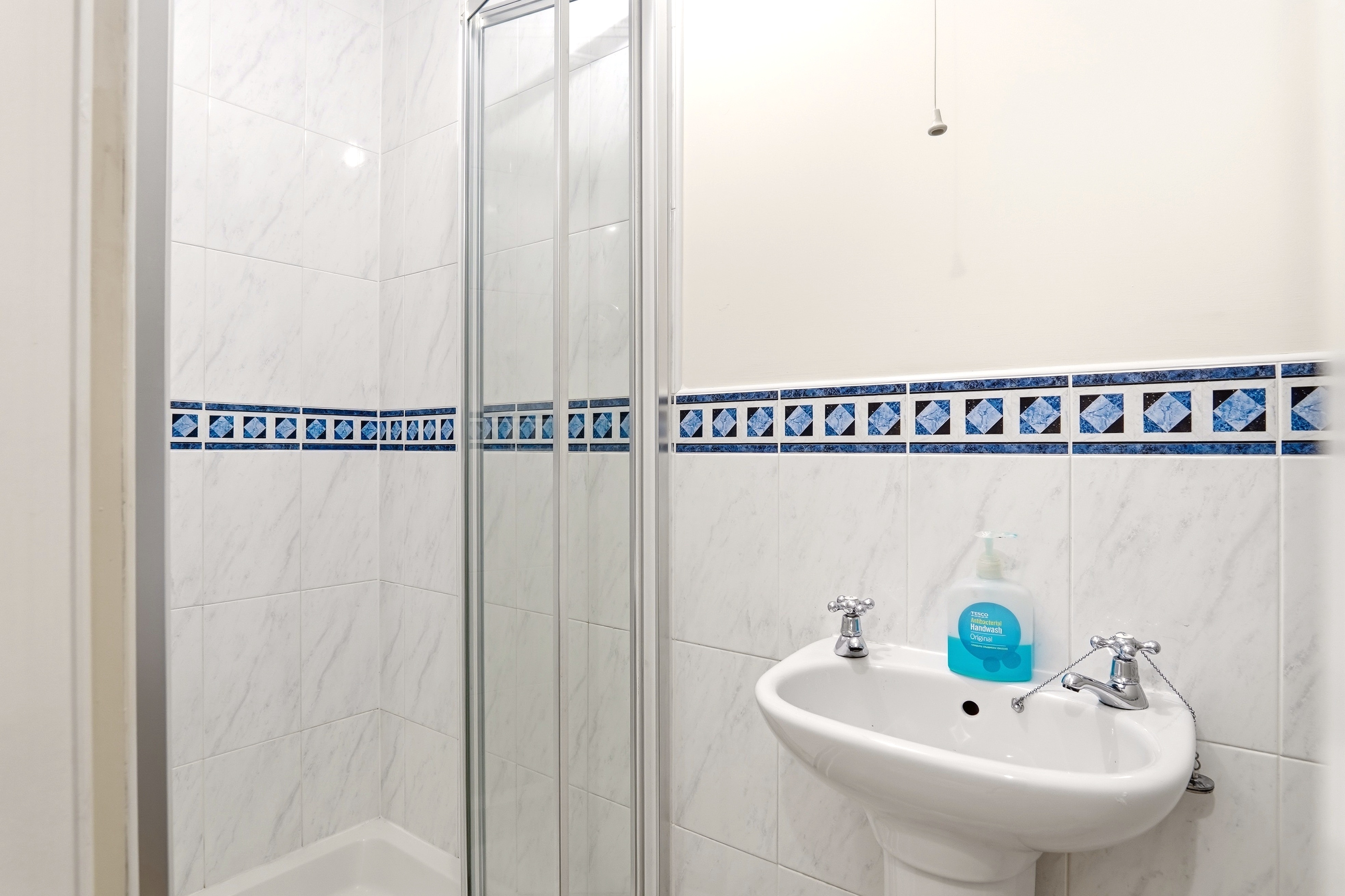 Belgravia Gardens, Roundhay, Leeds, LS8 - Photo 22