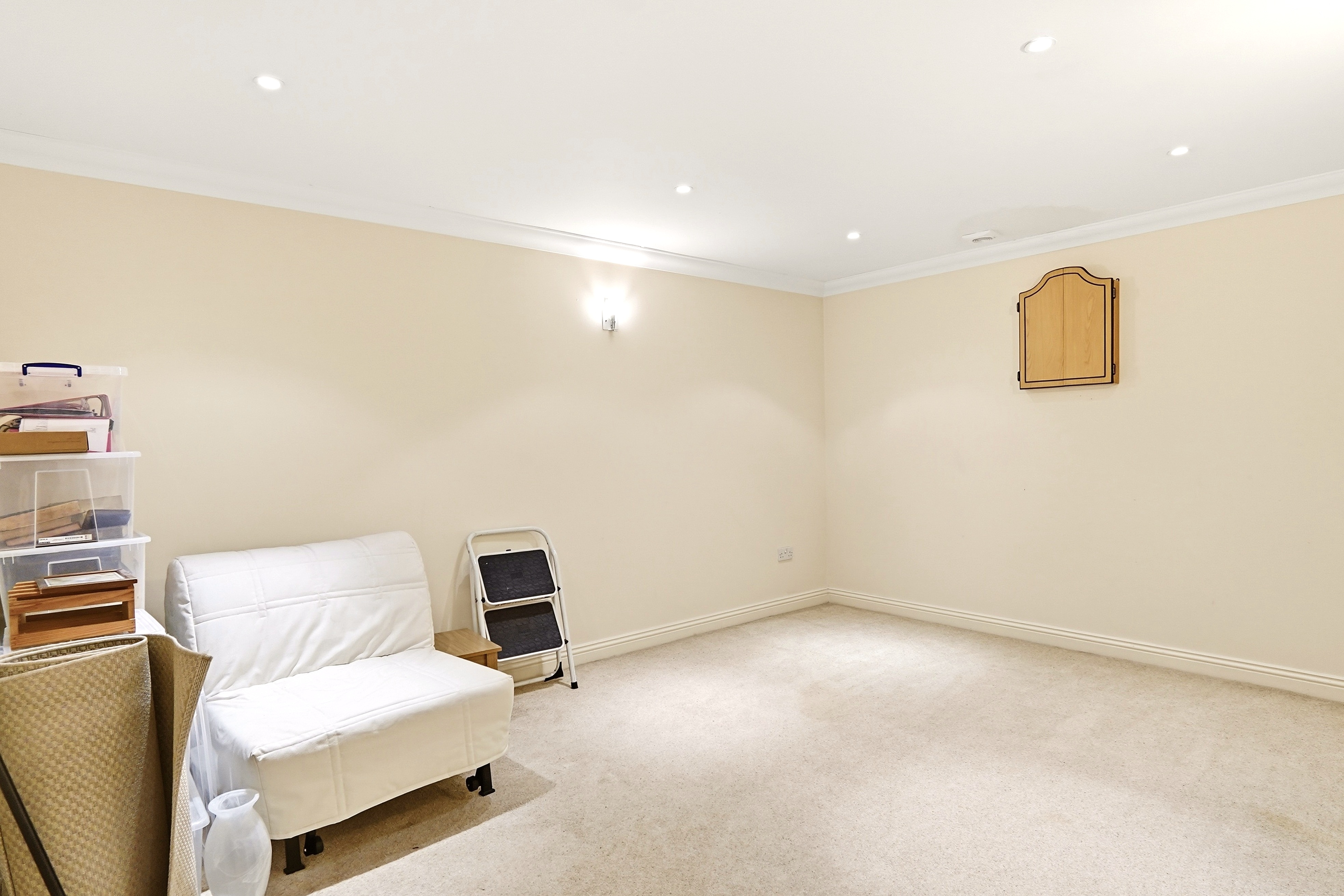 Belgravia Gardens, Roundhay, Leeds, LS8 - Photo 16