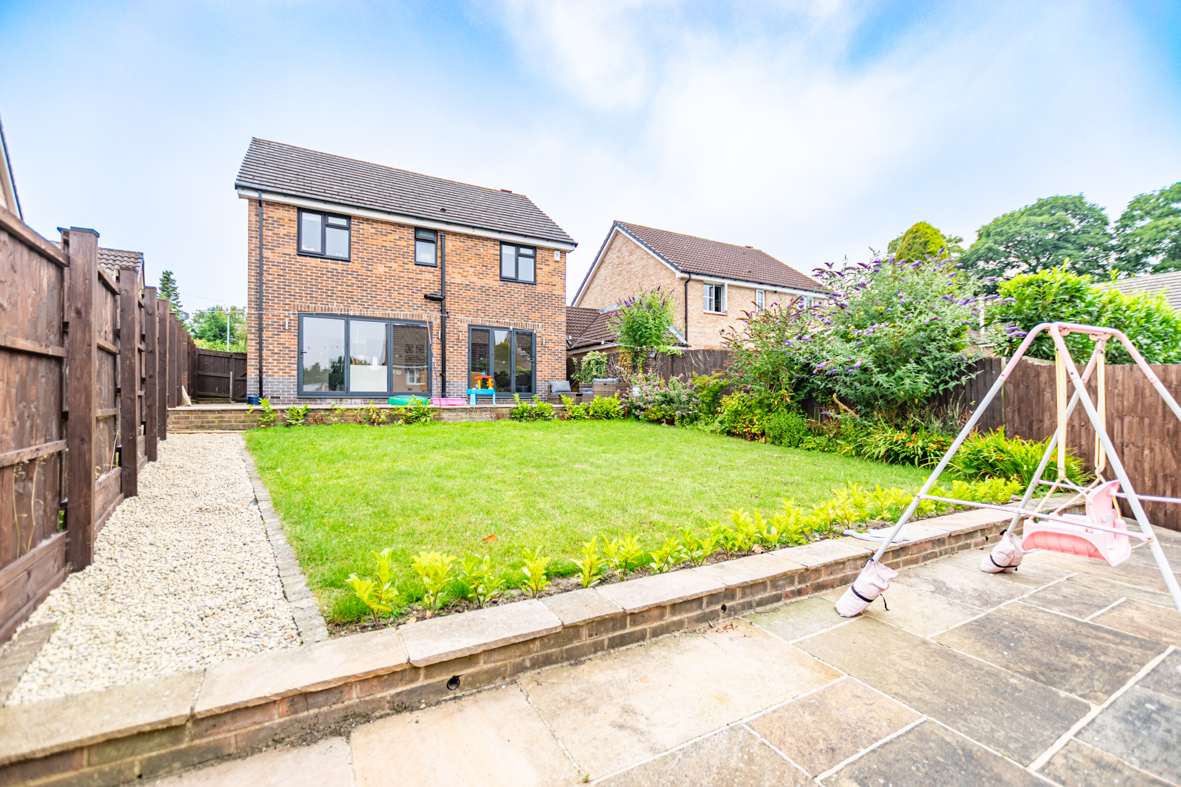 Hawthorne Gardens, Adel, Leeds, LS16 - Photo 25