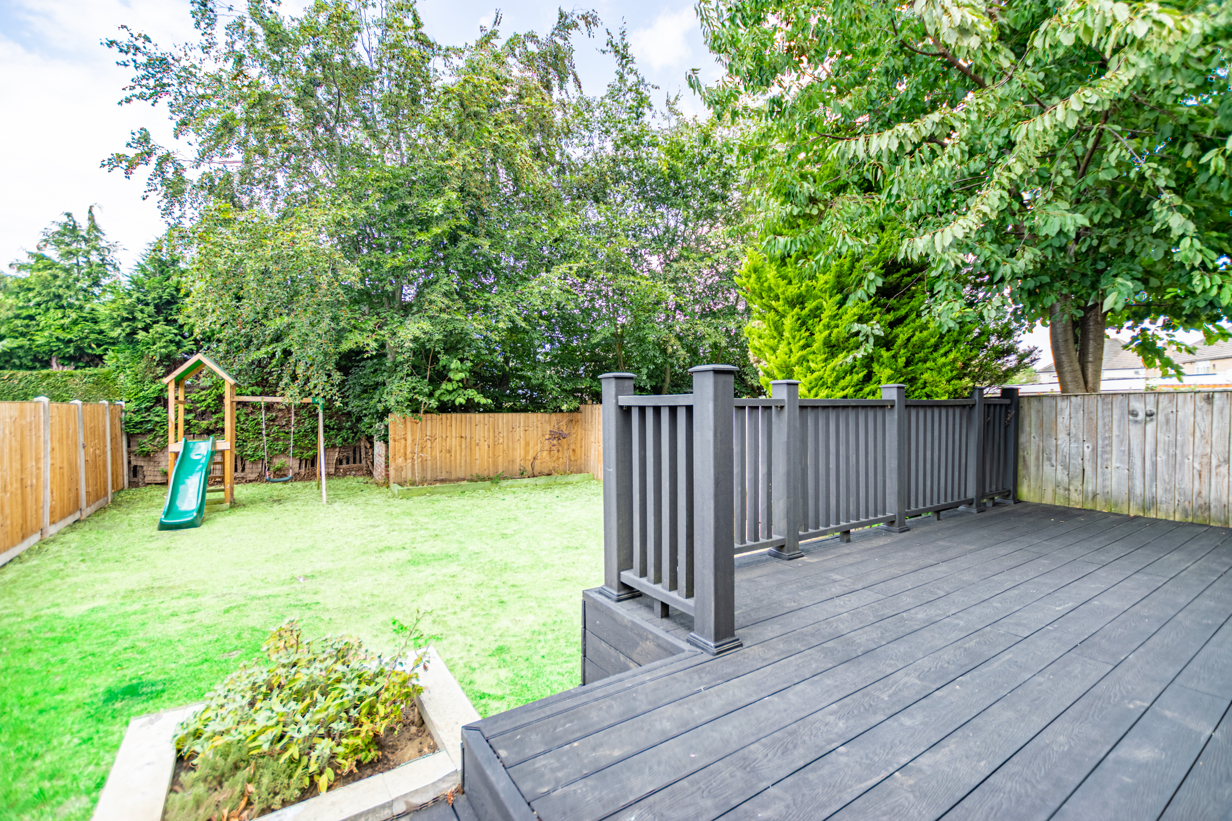 Carr Manor Grove, Moortown, Leeds, LS17 - Photo 22