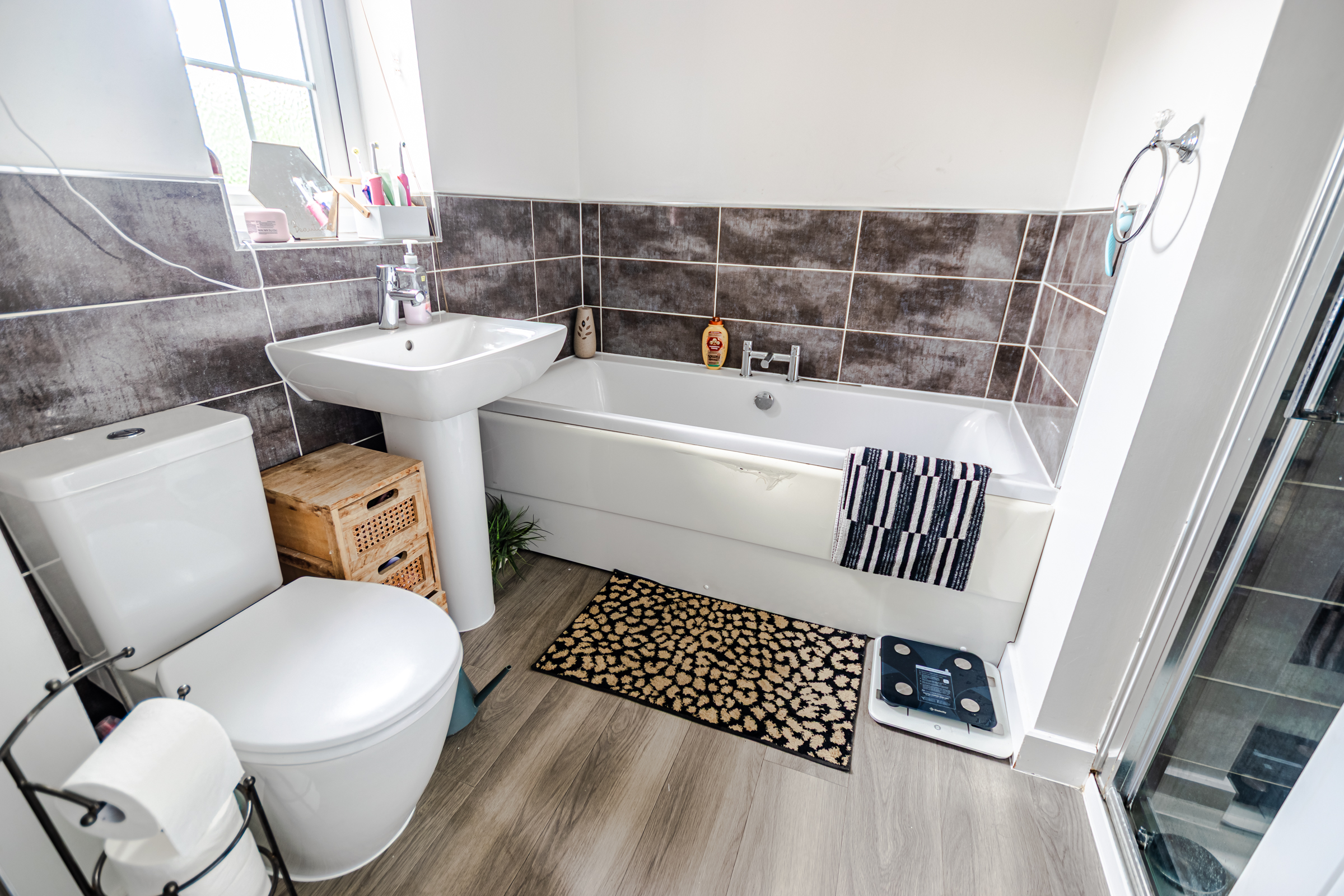 Clapham Avenue, Adel, Leeds, LS16 - Photo 13